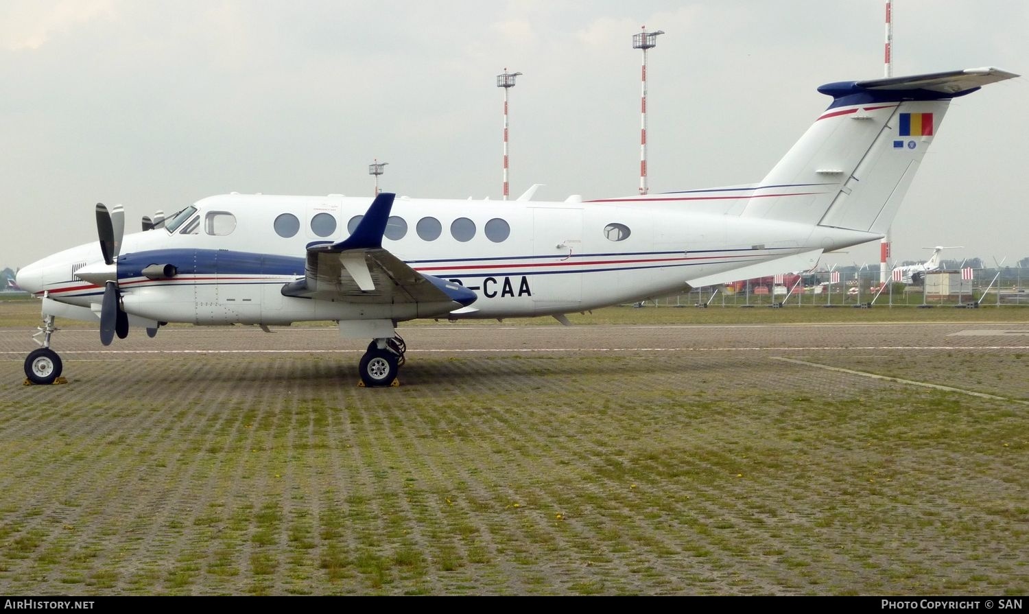 Aircraft Photo of YR-CAA | Beech Super King Air 350 (B300) | AirHistory.net #762721