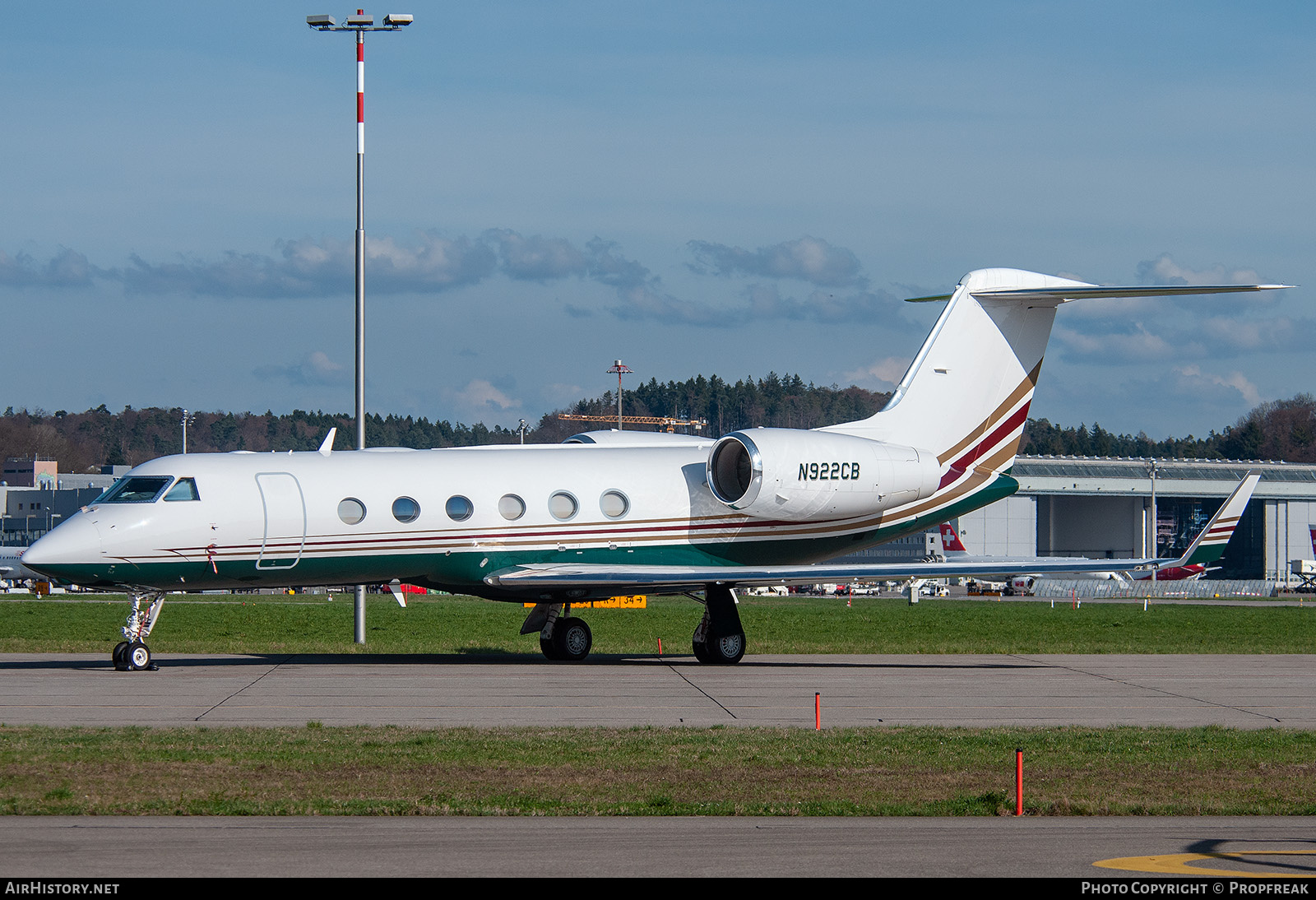 Aircraft Photo of N922CB | Gulfstream Aerospace G-IV-X Gulfstream G450 | AirHistory.net #762724