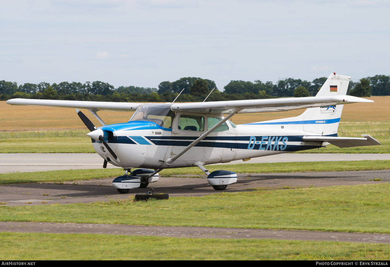 Aircraft Photo of D-EKKS | Cessna 172N Skyhawk II | Arrow Airservice | AirHistory.net #762874
