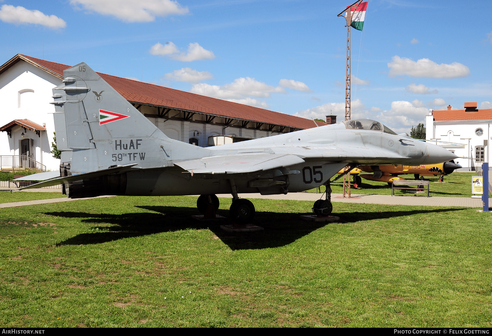 Aircraft Photo of 05 | Mikoyan-Gurevich MiG-29B (9-12) | Hungary - Air Force | AirHistory.net #763177