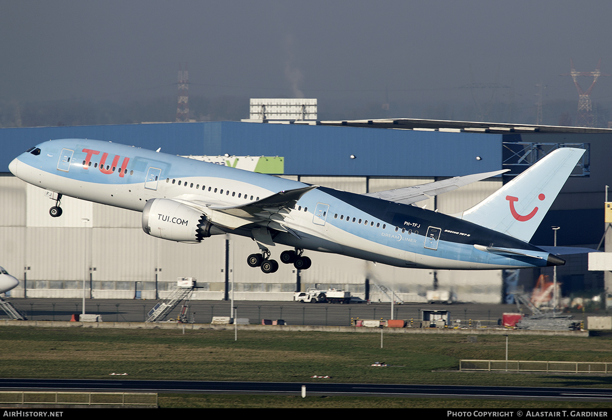 Aircraft Photo of PH-TFJ | Boeing 787-8 Dreamliner | TUI | AirHistory.net #763218