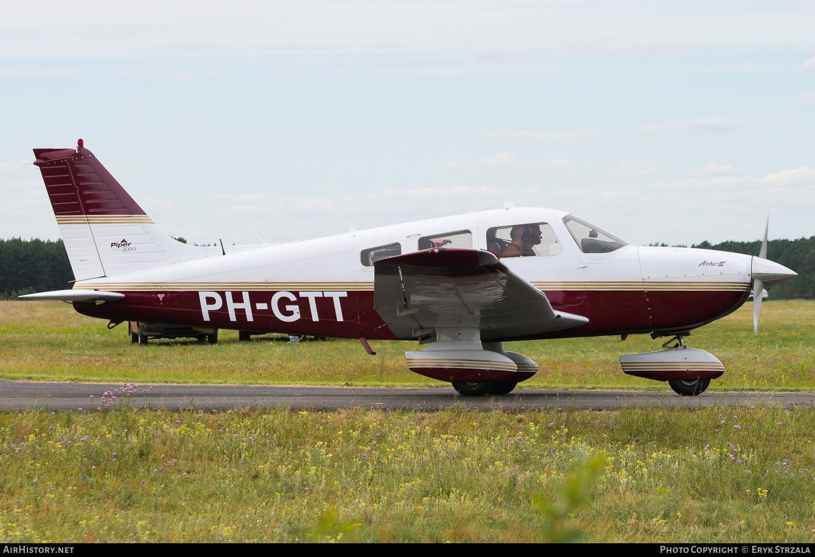 Aircraft Photo of PH-GTT | Piper PA-28-181 Archer III | AirHistory.net #763343