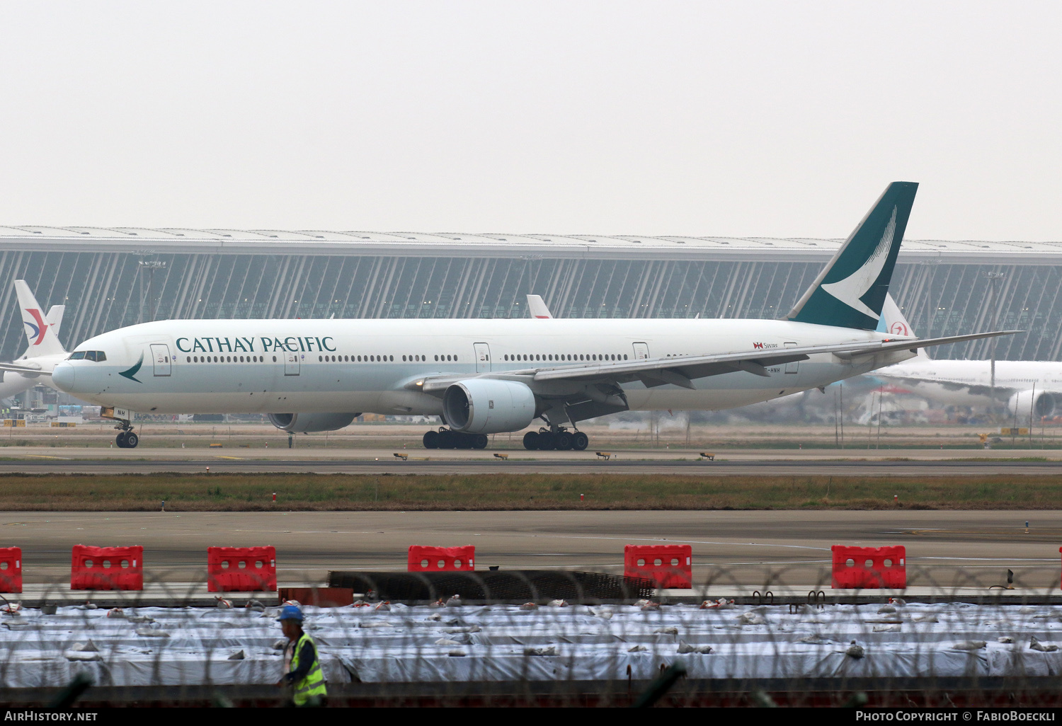 Aircraft Photo of B-HNH | Boeing 777-367 | Cathay Pacific Airways | AirHistory.net #763383