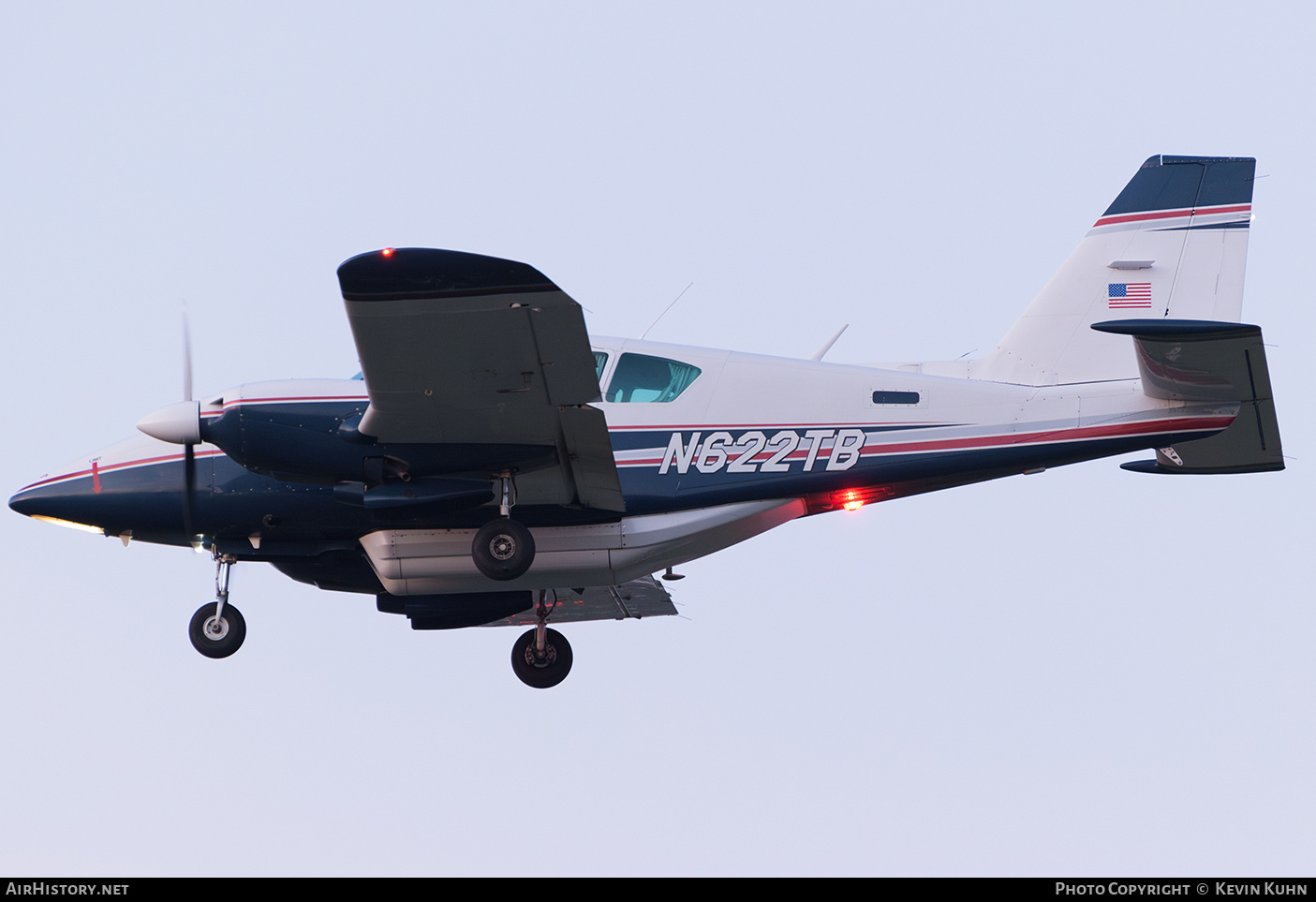 Aircraft Photo of N622TB | Piper PA-23-250 Aztec F | AirHistory.net #763423
