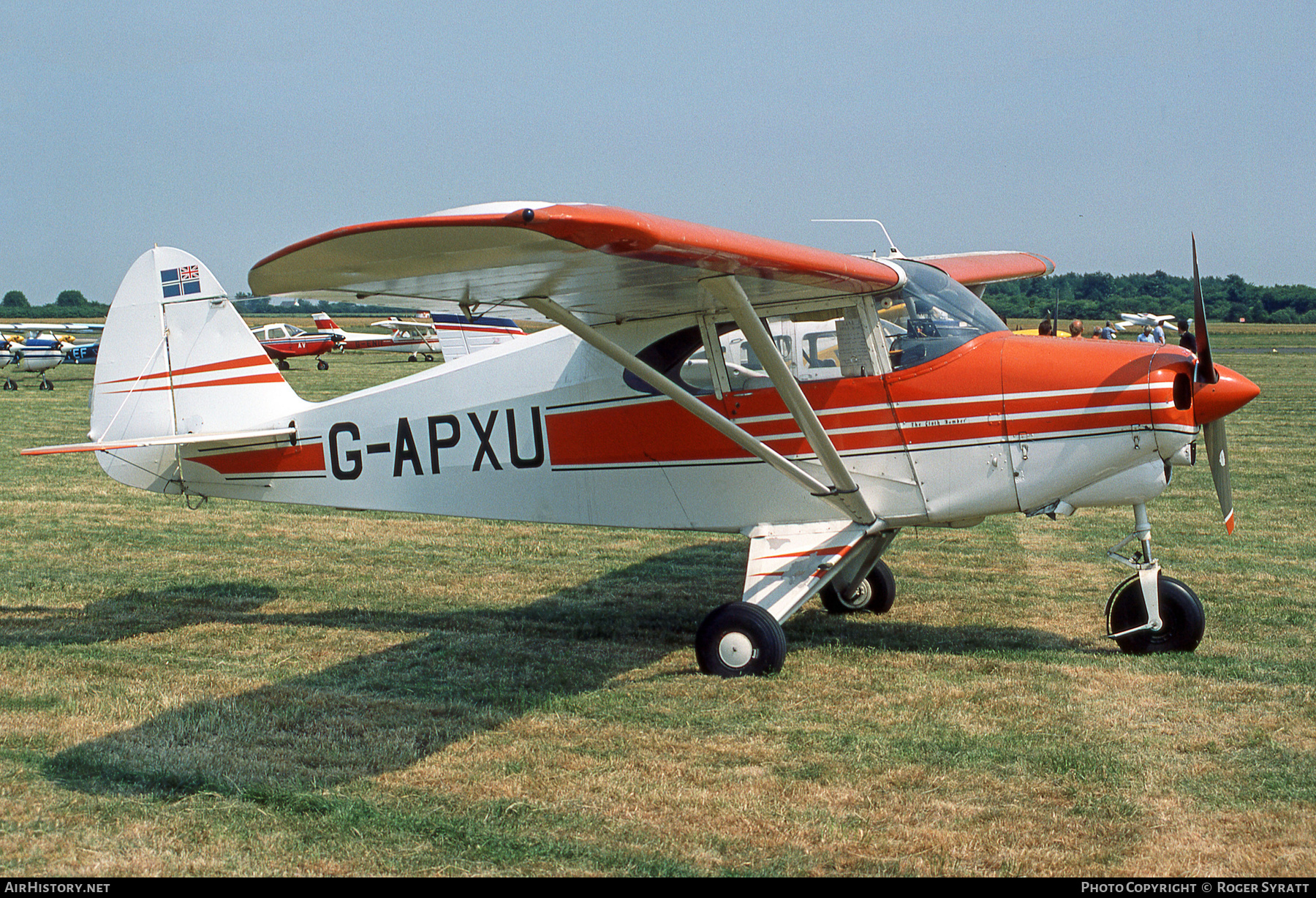 Aircraft Photo of G-APXU | Piper PA-22-160 Tri-Pacer | AirHistory.net #763446
