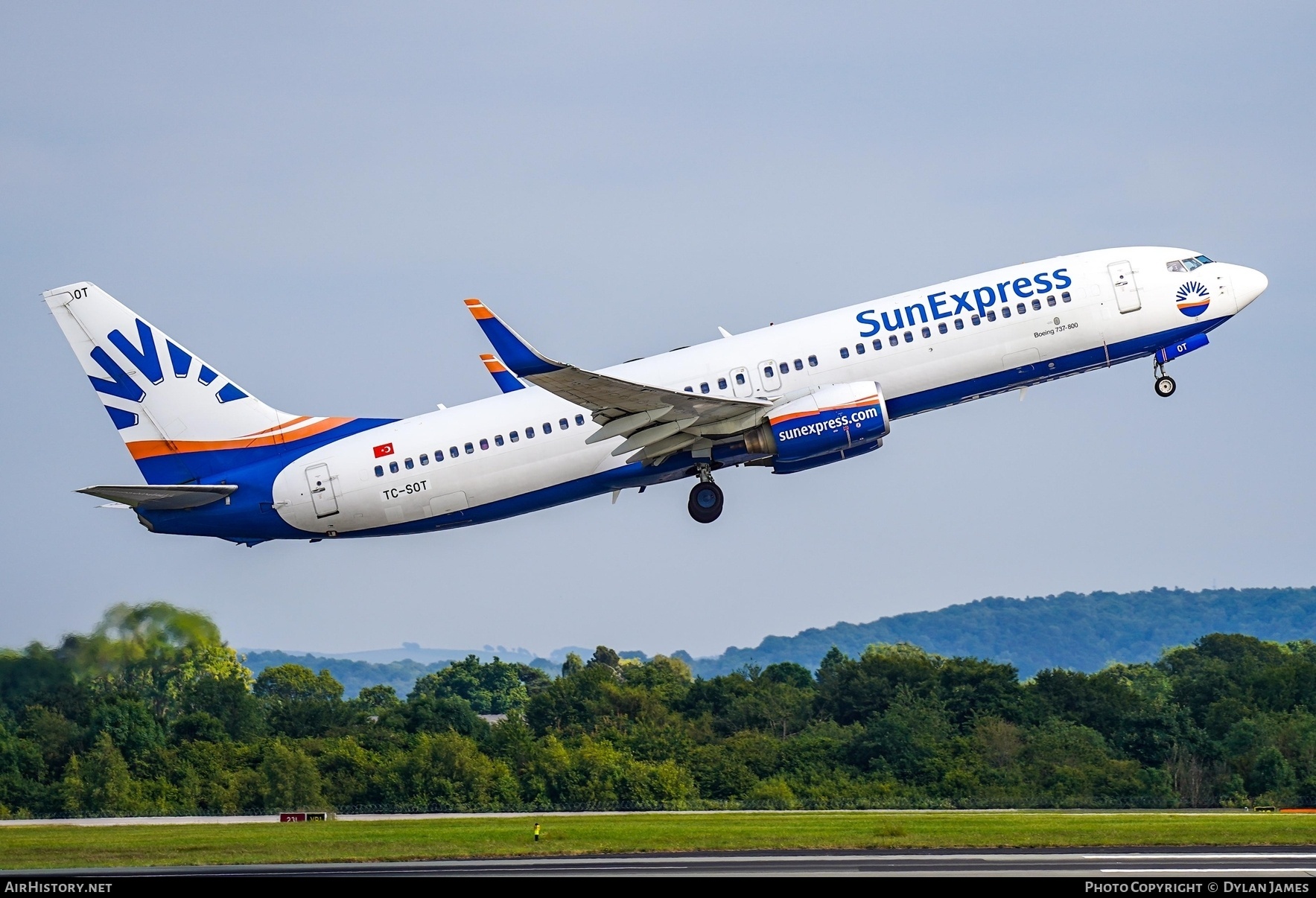 Aircraft Photo of TC-SOT | Boeing 737-8Z9 | SunExpress | AirHistory.net #763545