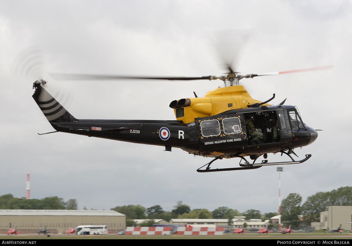 Aircraft Photo of ZJ239 | Bell 412EP Griffin HT1 | UK - Air Force | AirHistory.net #763577