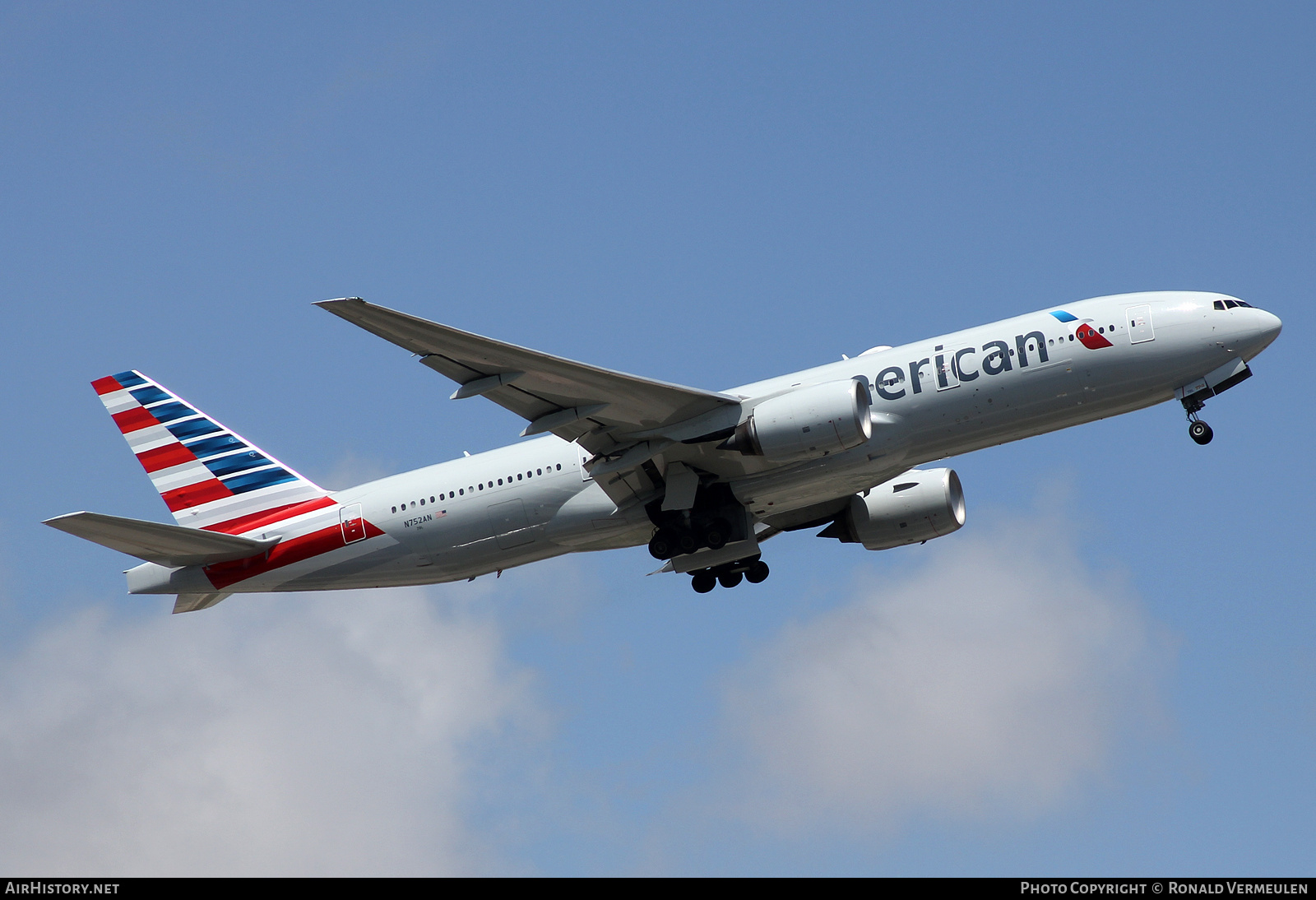 Aircraft Photo of N752AN | Boeing 777-223/ER | American Airlines | AirHistory.net #763659