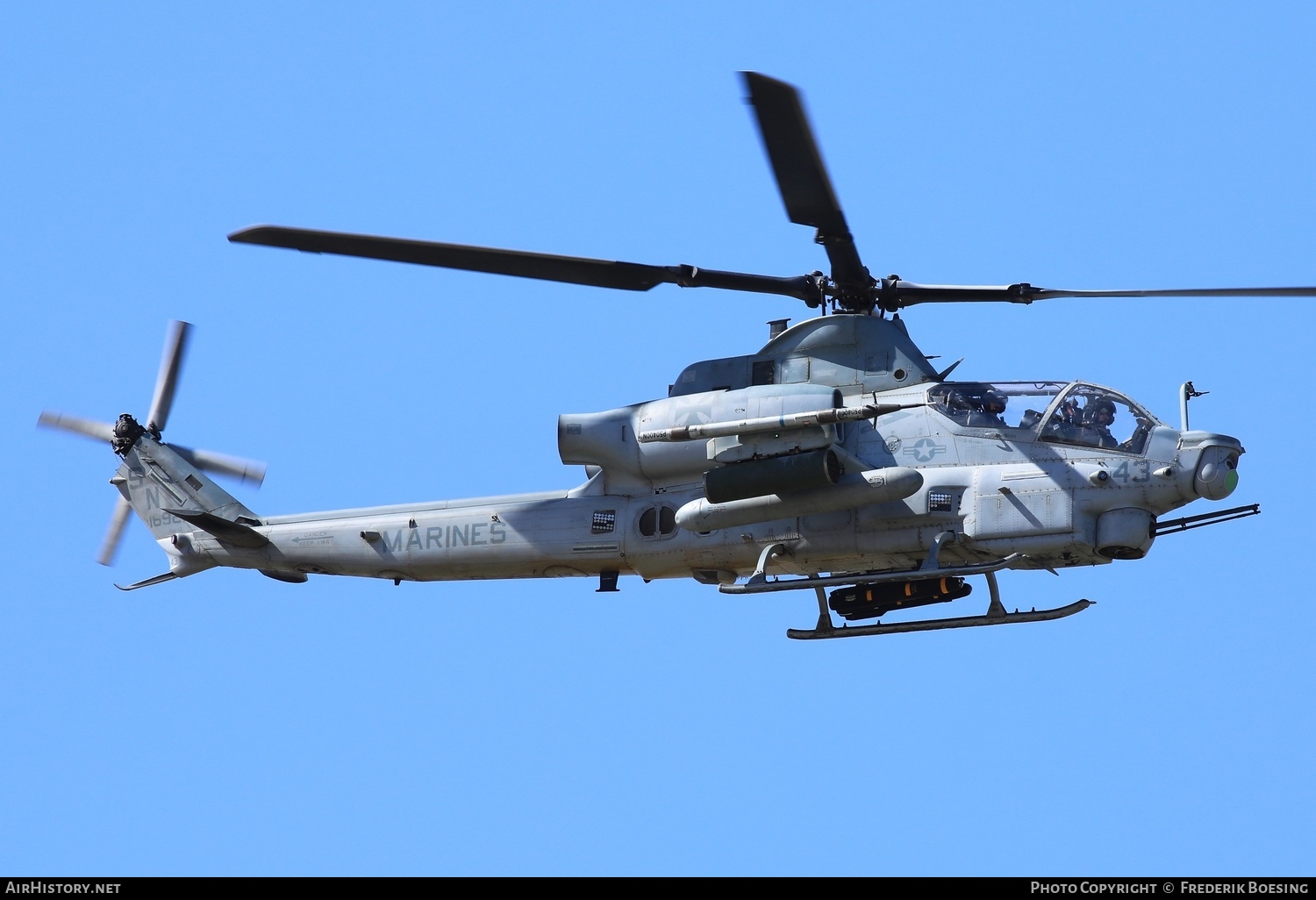 Aircraft Photo of 169273 | Bell AH-1Z Viper (449) | USA - Marines | AirHistory.net #763665