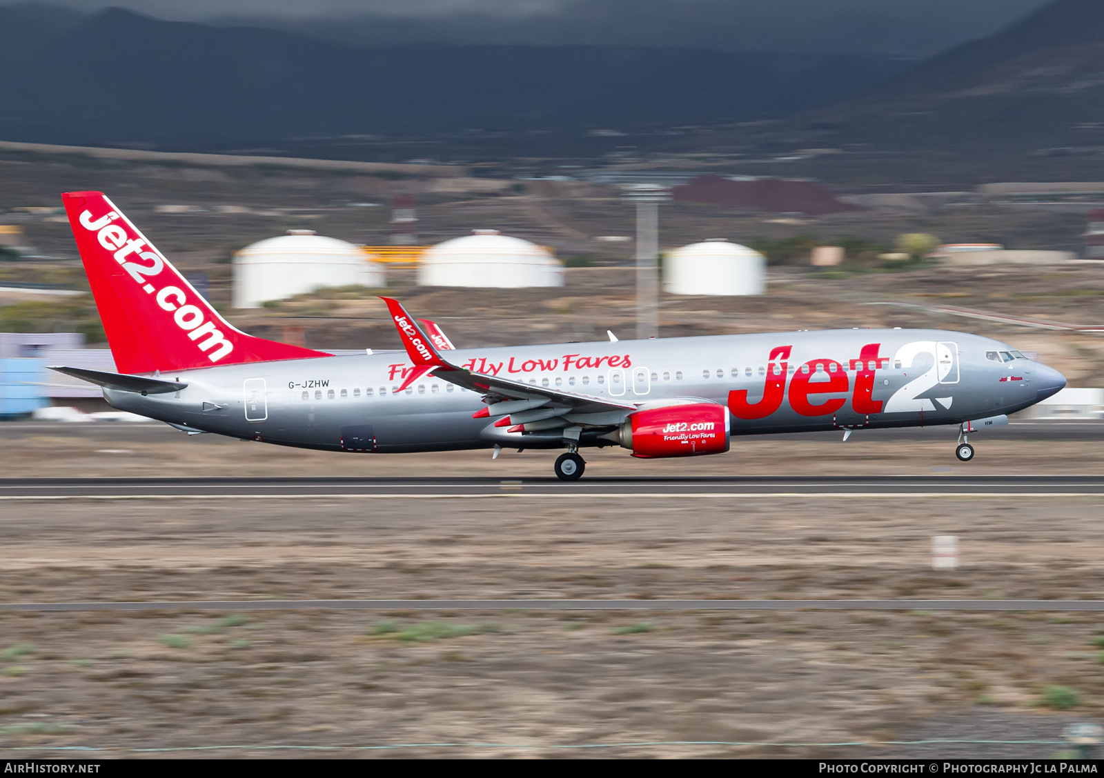 Aircraft Photo of G-JZHW | Boeing 737-800 | Jet2 | AirHistory.net #763769