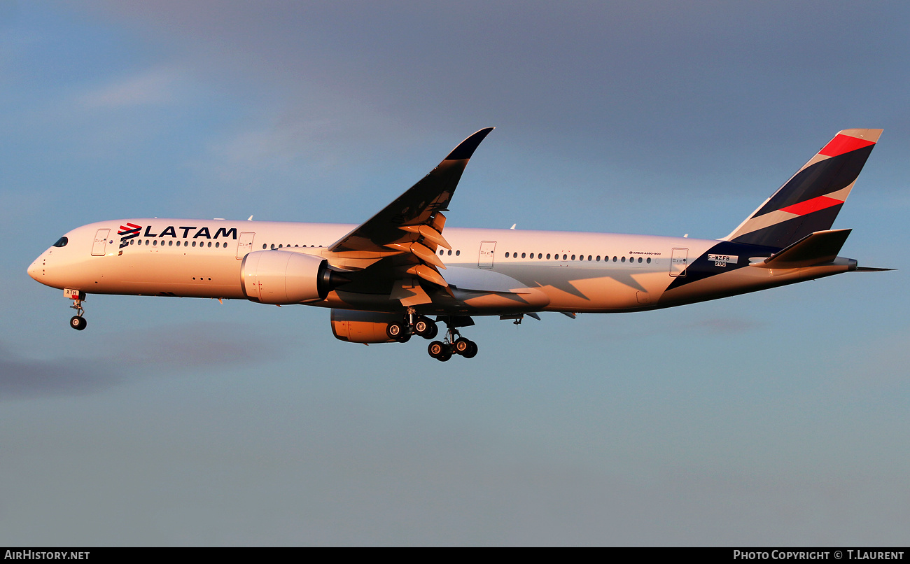Aircraft Photo of F-WZFB | Airbus A350-941 | LATAM Airlines | AirHistory.net #763797