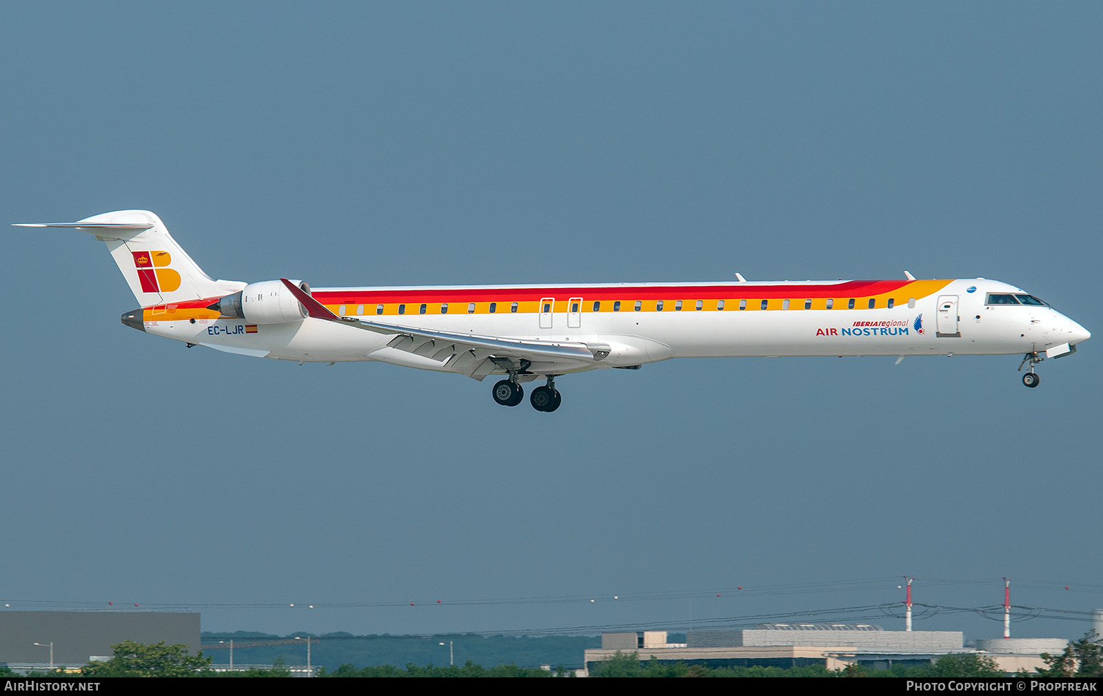 Aircraft Photo of EC-LJR | Bombardier CRJ-1000ER NG (CL-600-2E25) | Iberia Regional | AirHistory.net #763830