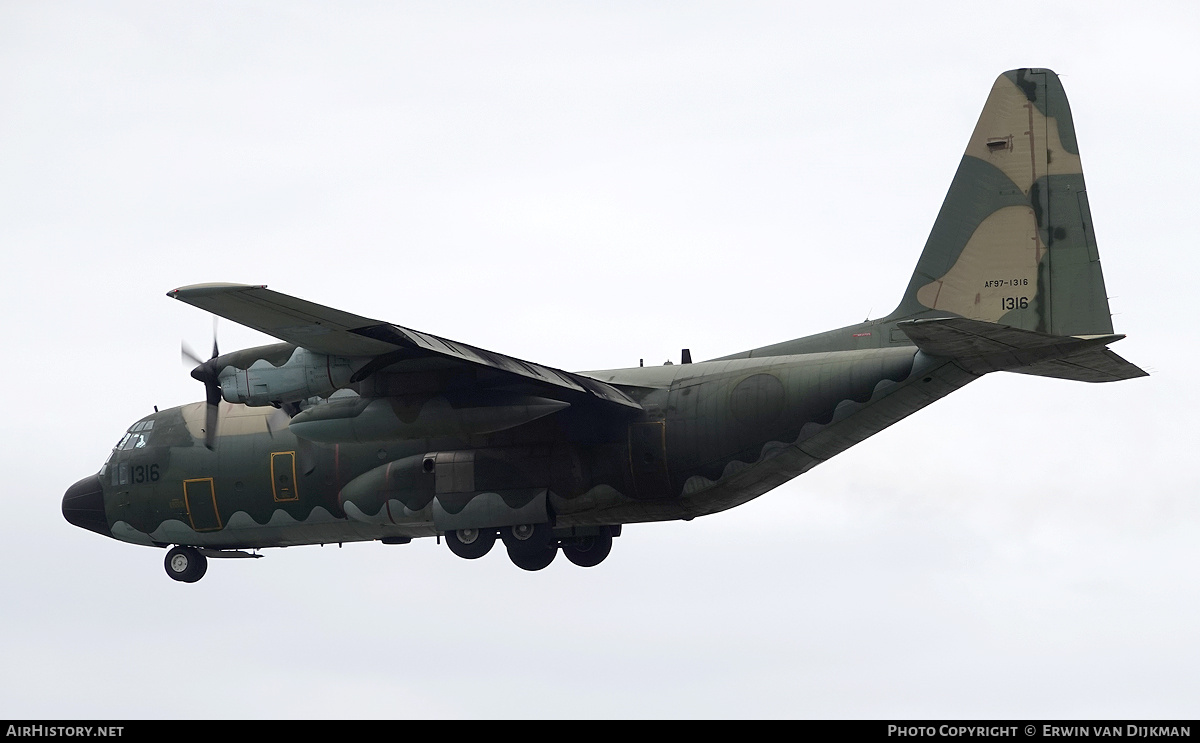 Aircraft Photo of 1316 / AF97-1316 | Lockheed C-130H Hercules | Taiwan - Air Force | AirHistory.net #764060