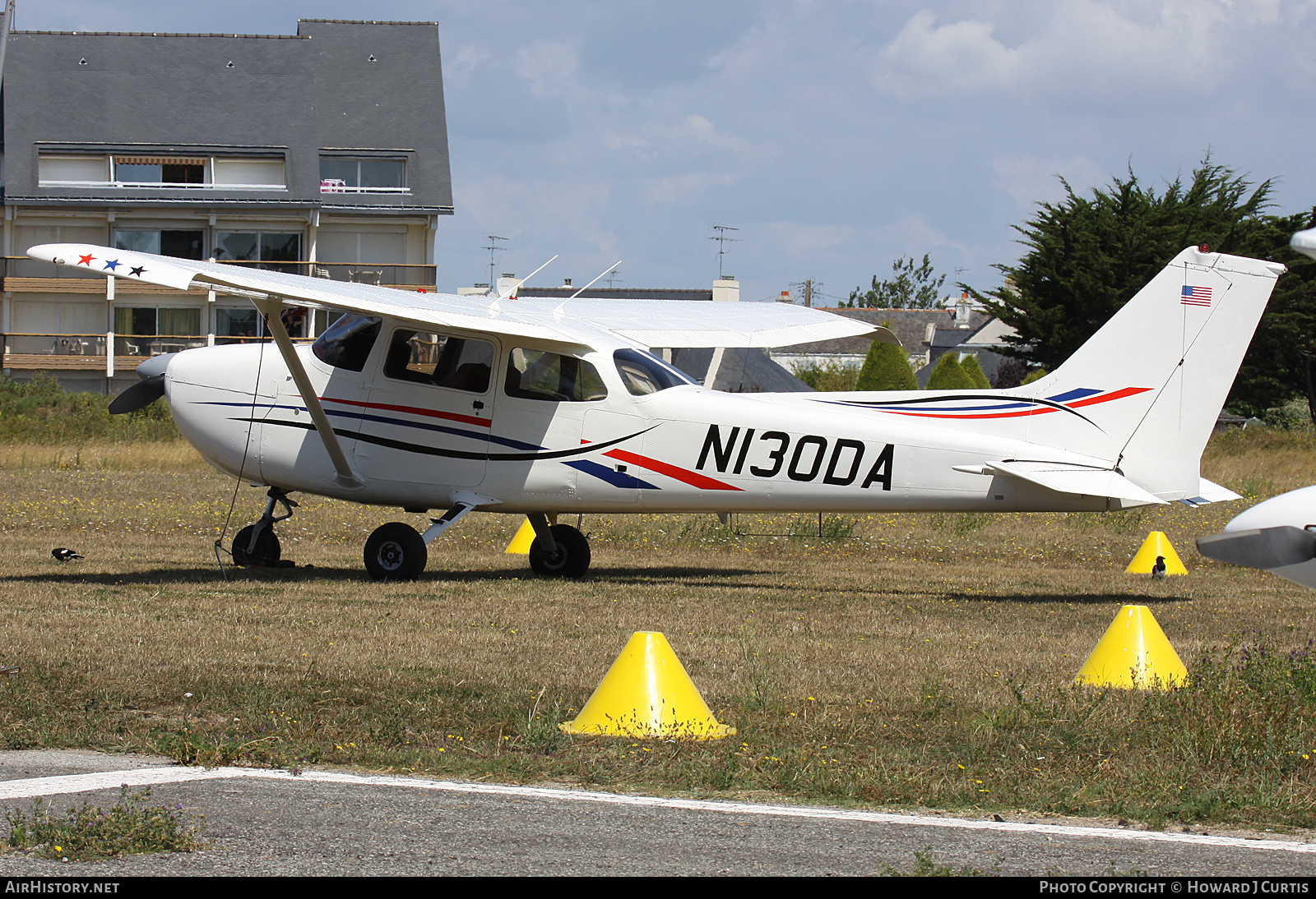 Aircraft Photo of N130DA | Cessna 172M Skyhawk | AirHistory.net #764118