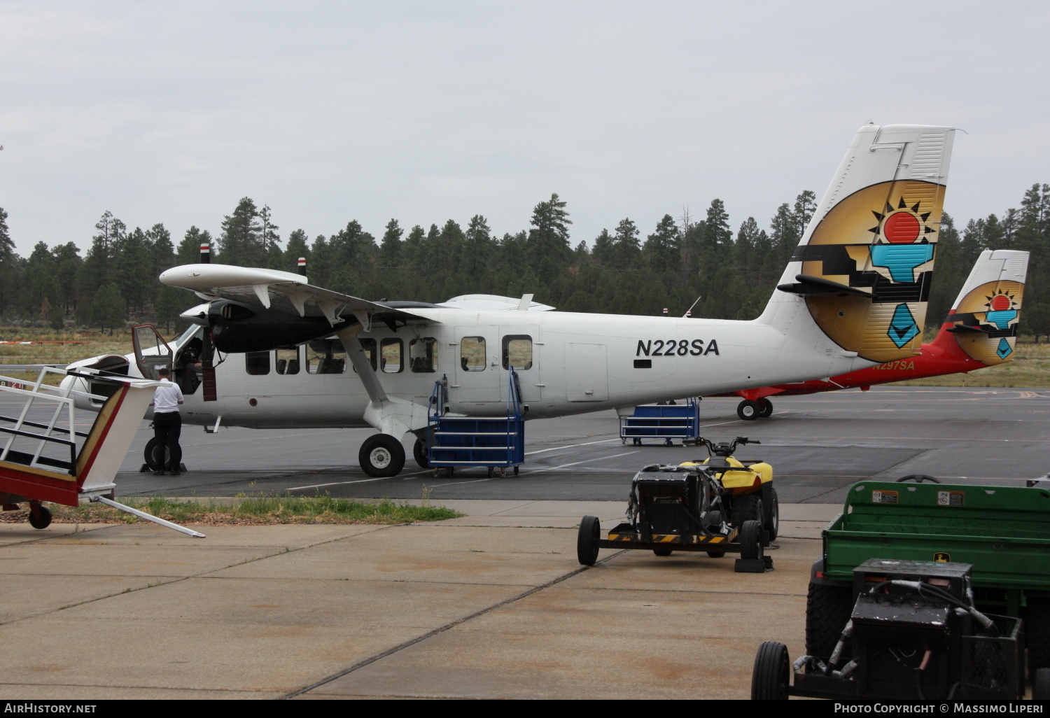 Aircraft Photo of N228SA | De Havilland Canada DHC-6-300 VistaLiner | Grand Canyon Scenic Airlines | AirHistory.net #764147