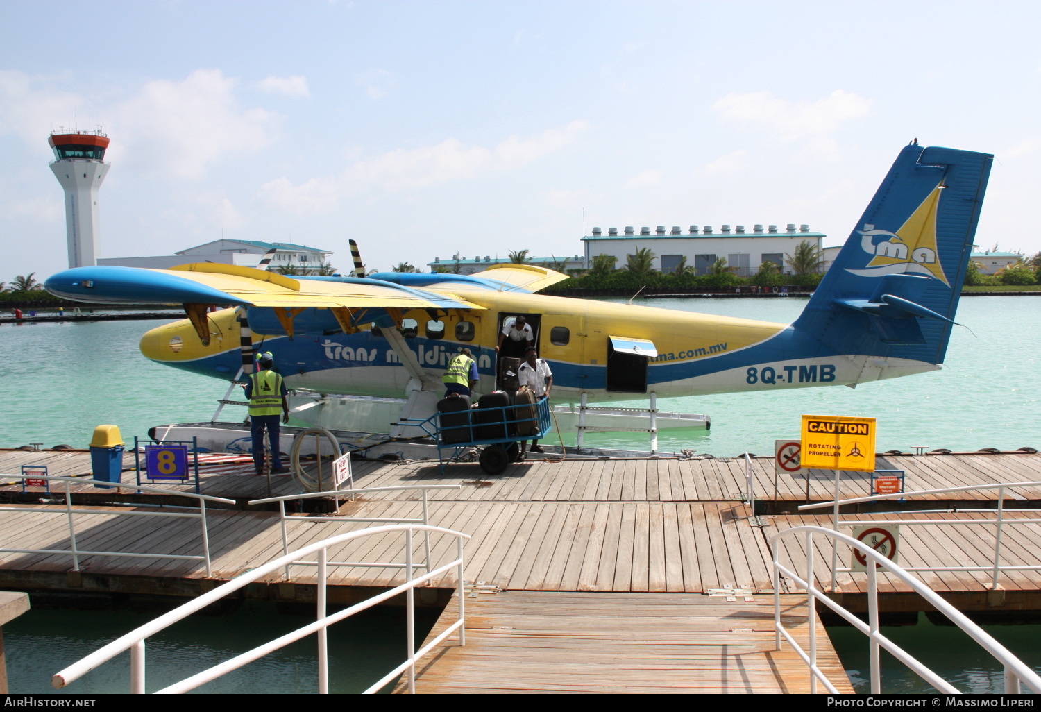 Aircraft Photo of 8Q-TMB | De Havilland Canada DHC-6-300 Twin Otter | Trans Maldivian Airways - TMA | AirHistory.net #764173