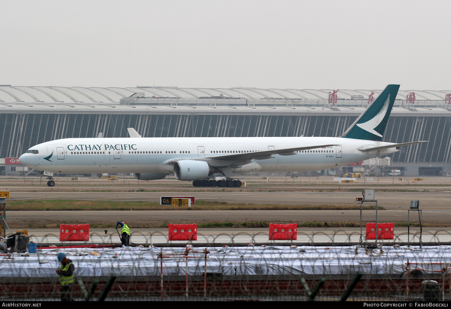 Aircraft Photo of B-HNJ | Boeing 777-367 | Cathay Pacific Airways | AirHistory.net #764307