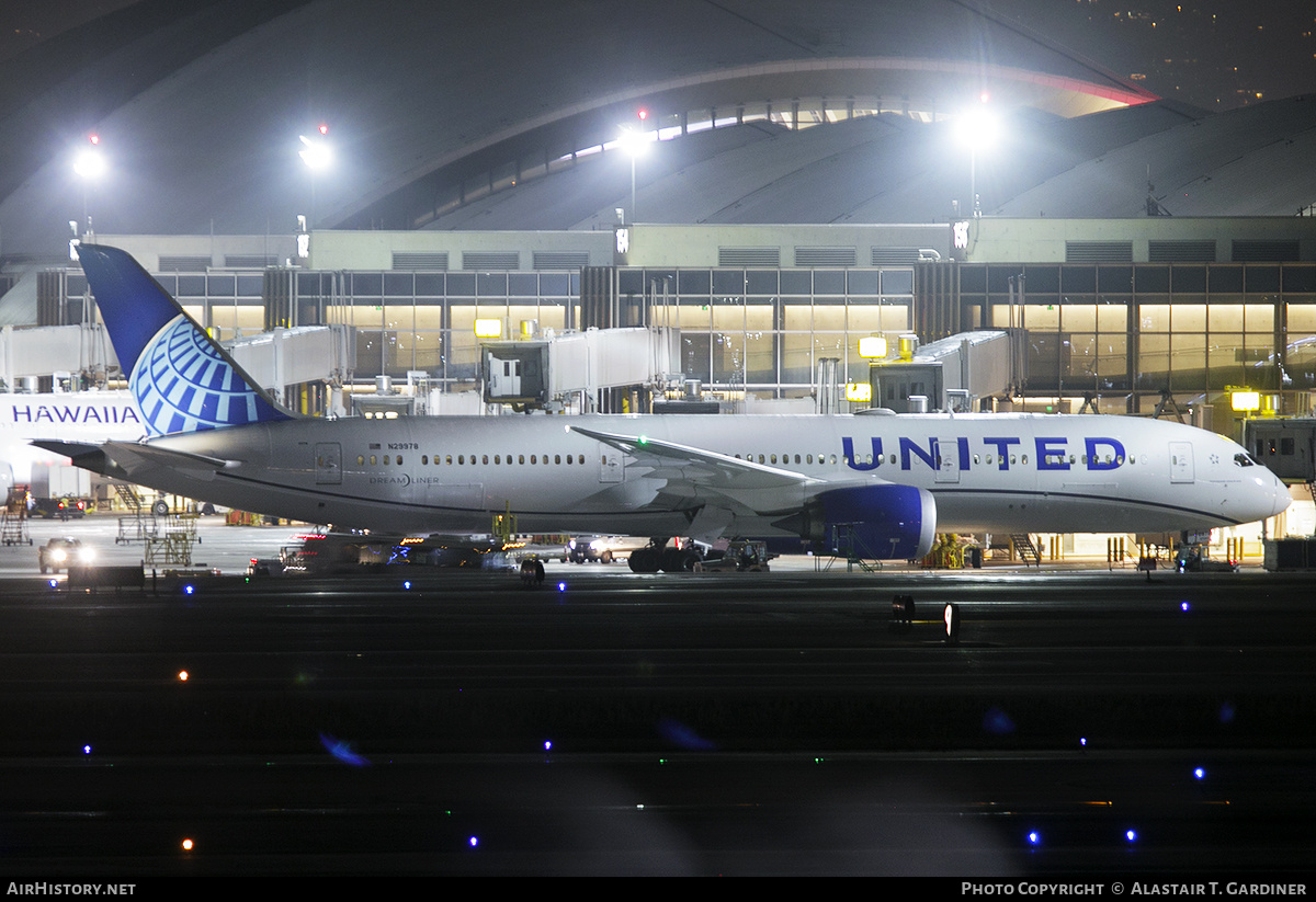 Aircraft Photo of N29978 | Boeing 787-9 Dreamliner | United Airlines | AirHistory.net #764448
