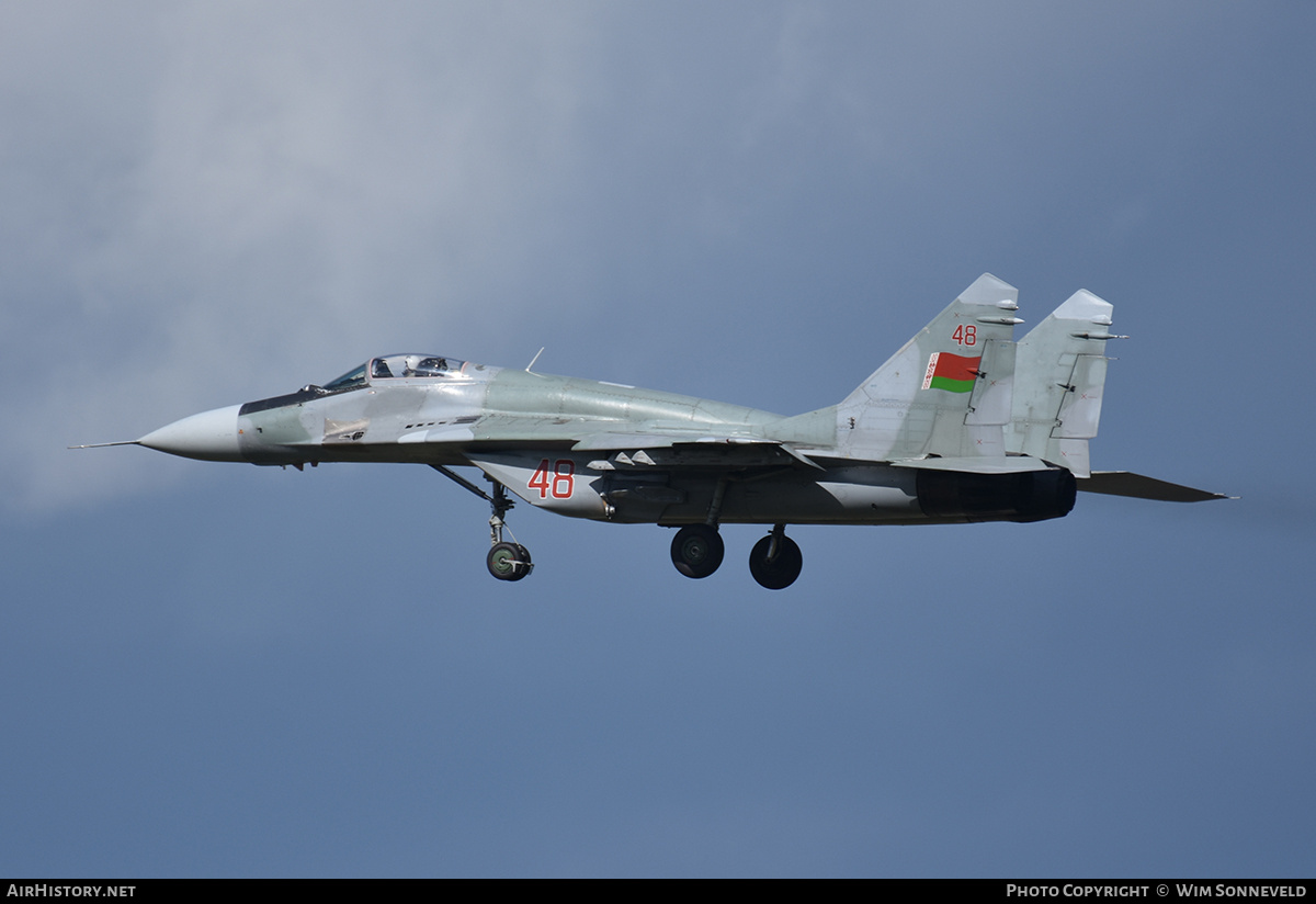 Aircraft Photo of 48 red | Mikoyan-Gurevich MiG-29 (9-13) | Belarus - Air Force | AirHistory.net #764475
