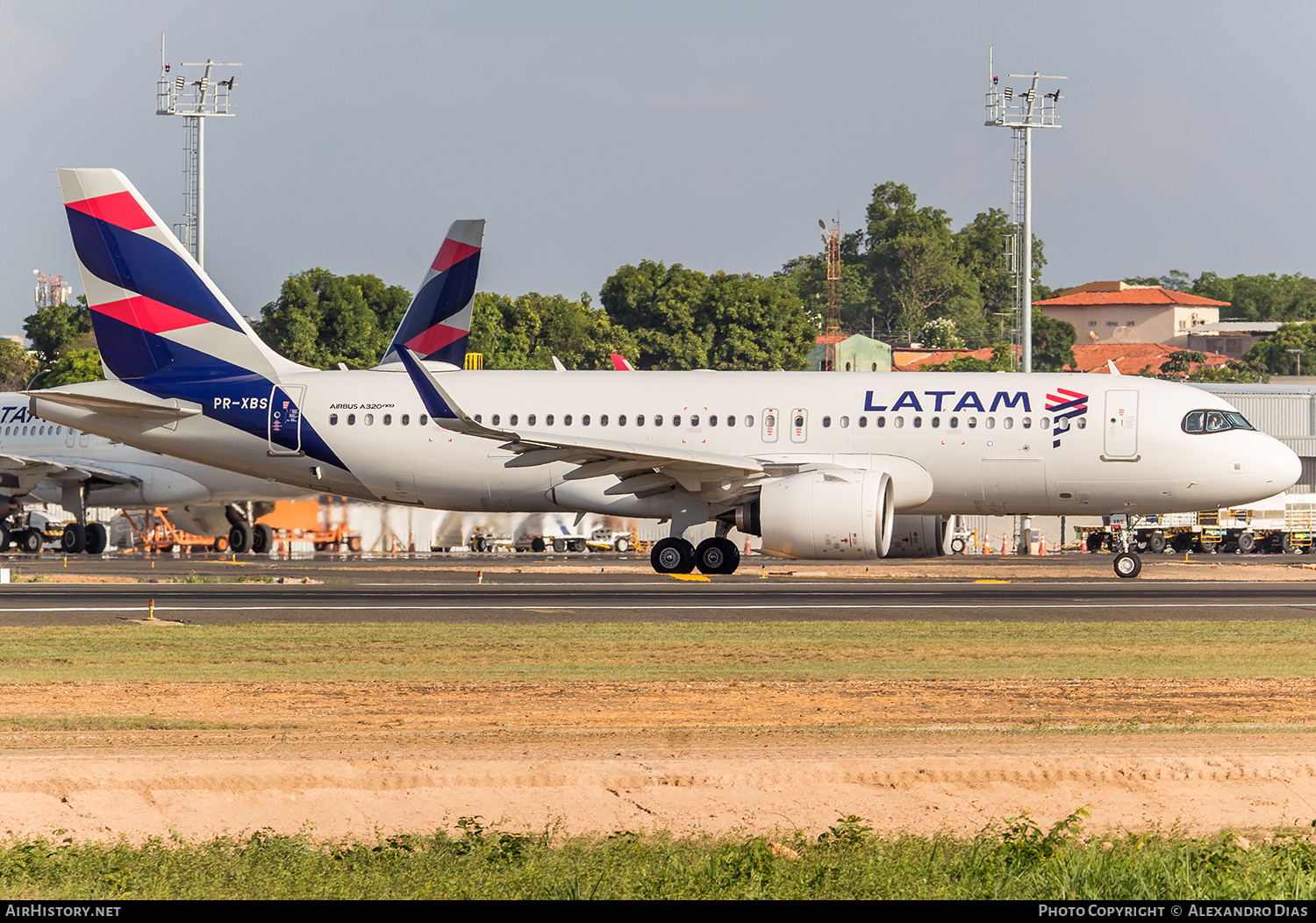 Aircraft Photo of PR-XBS | Airbus A320-271N | LATAM Airlines | AirHistory.net #764624