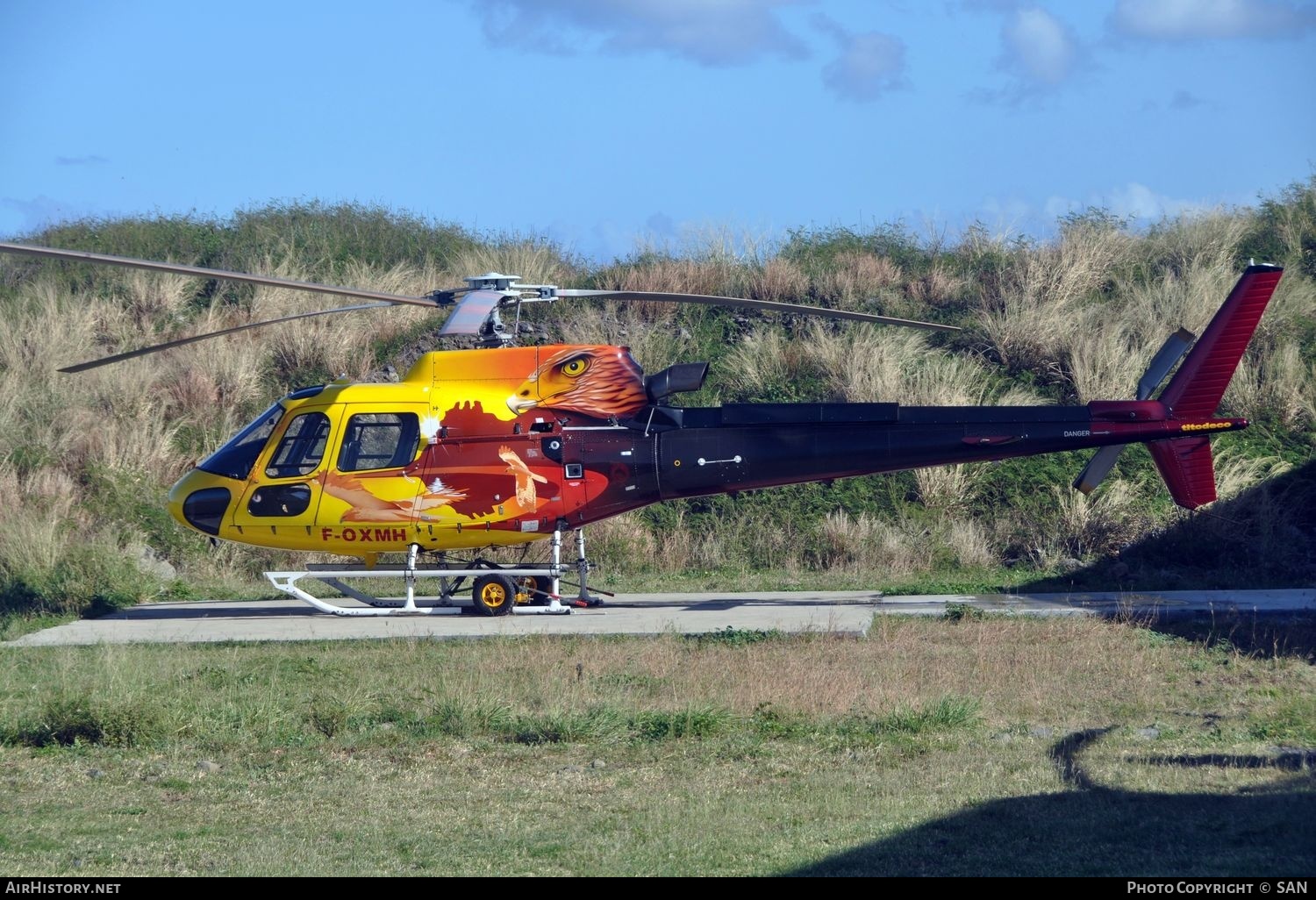 Aircraft Photo of F-OXMH | Eurocopter AS-350B-3 Ecureuil | AirHistory.net #764631