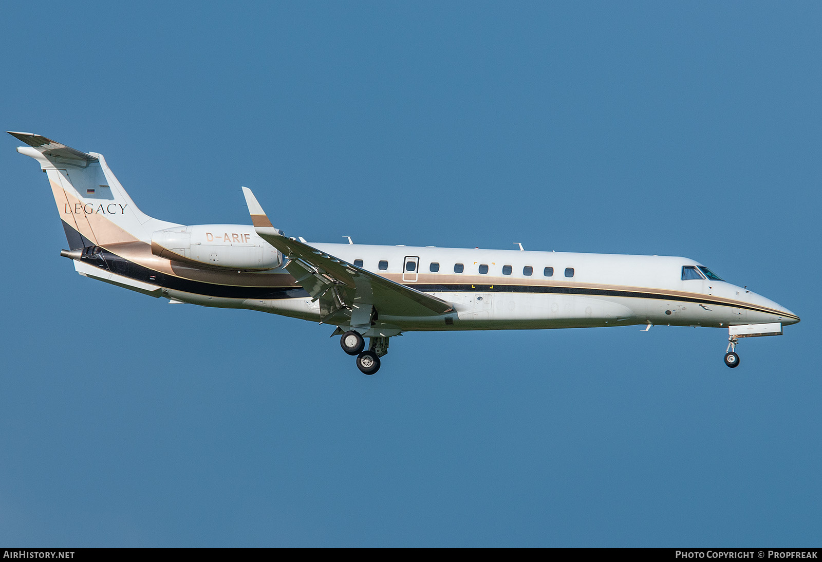 Aircraft Photo of D-ARIF | Embraer Legacy 600 (EMB-135BJ) | AirHistory.net #764677
