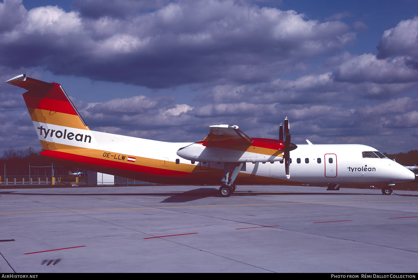 Aircraft Photo of OE-LLW | Bombardier DHC-8-311AQ Dash 8 | Tyrolean Airways | AirHistory.net #764689