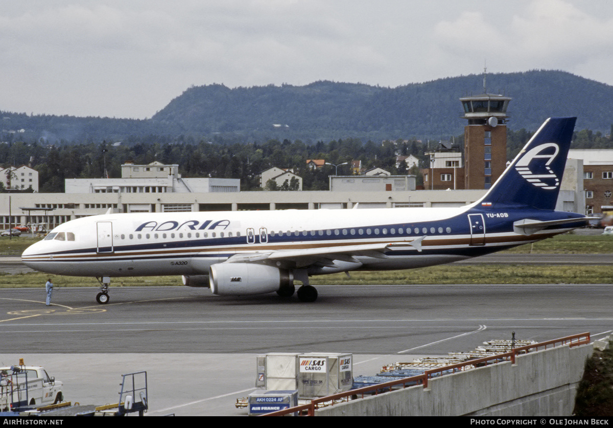 Aircraft Photo of YU-AOB | Airbus A320-231 | Adria Airways | AirHistory.net #764744