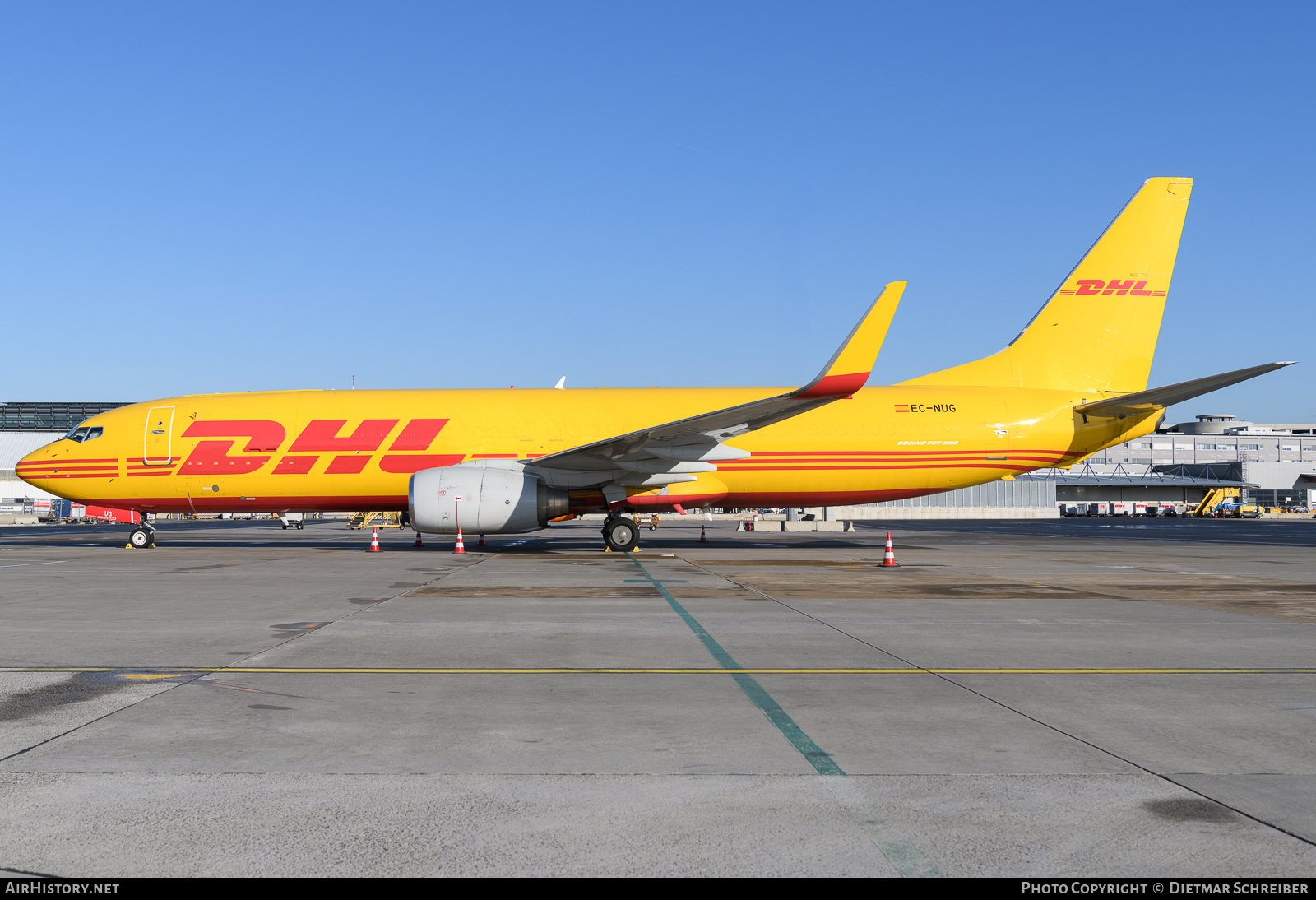 Aircraft Photo of EC-NUG | Boeing 737-883(BDSF) | DHL International | AirHistory.net #764749