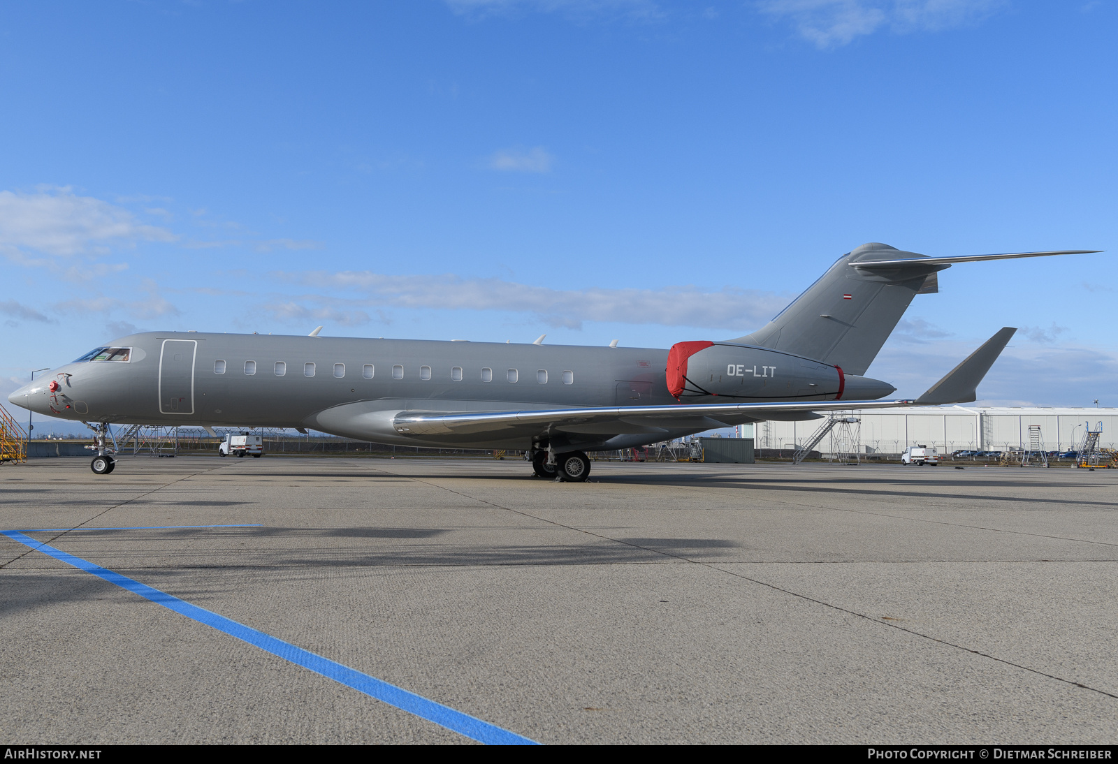 Aircraft Photo of OE-LIT | Bombardier Global 6000 (BD-700-1A10) | AirHistory.net #764760
