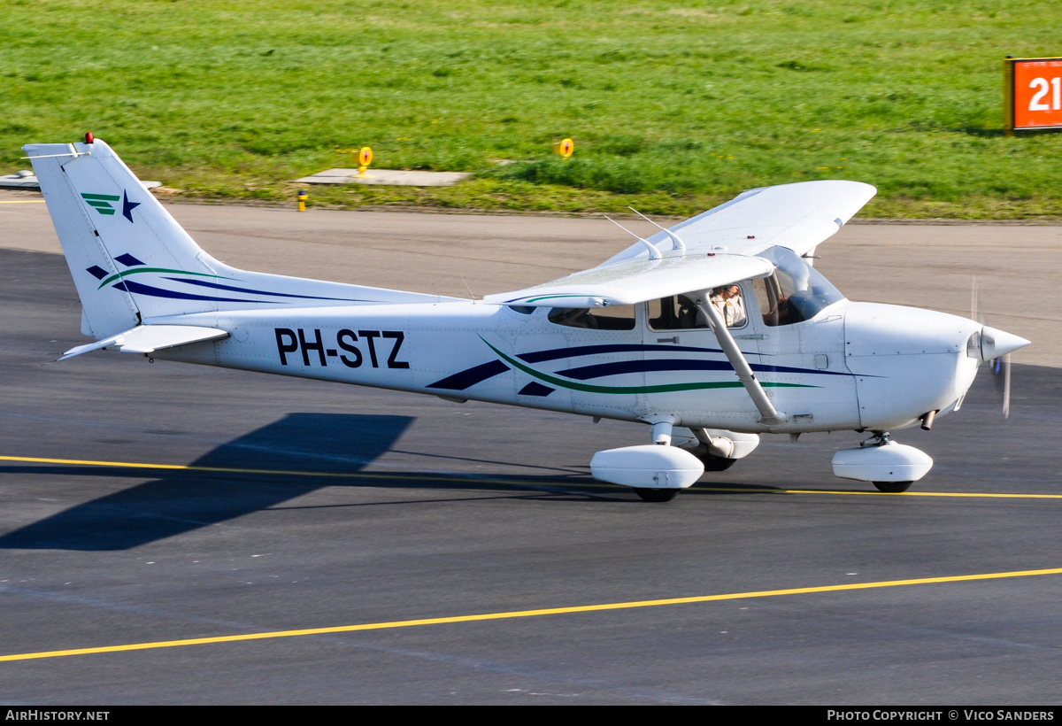 Aircraft Photo of PH-STZ | Cessna 172R Skyhawk | Stella Aviation | AirHistory.net #764839