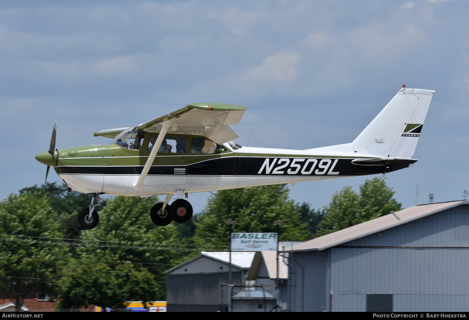 Aircraft Photo of N2509L | Cessna 172H | AirHistory.net #764889