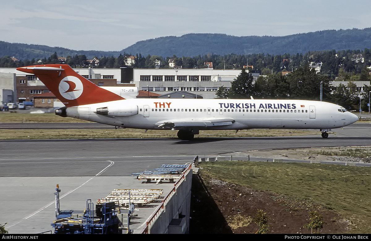 Aircraft Photo of TC-JCB | Boeing 727-2F2/Adv | THY Türk Hava Yolları - Turkish Airlines | AirHistory.net #764938