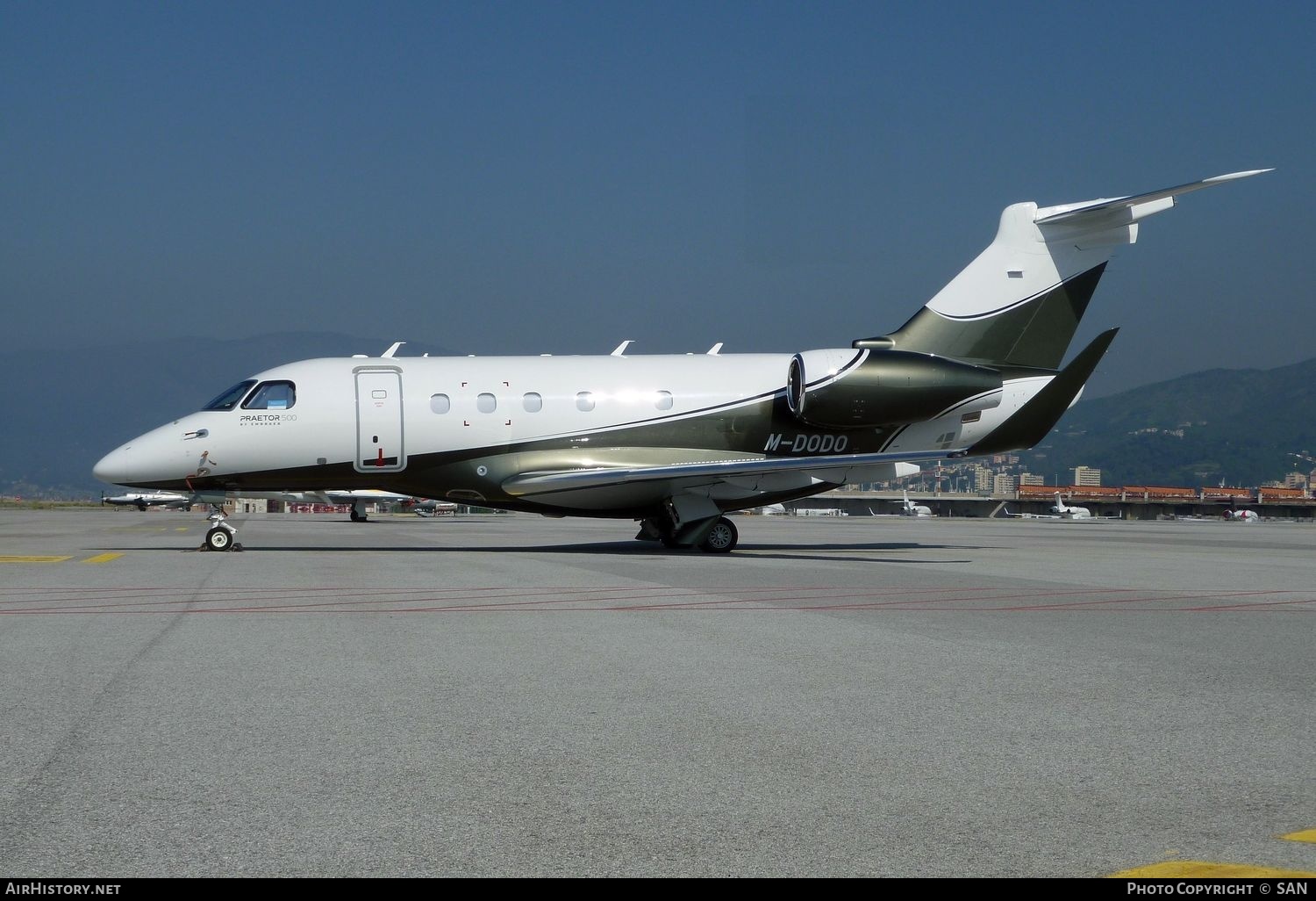 Aircraft Photo of M-DODO | Embraer EMB-545 Praetor 500 | AirHistory.net #764987