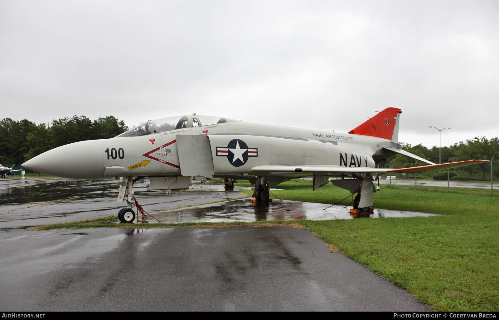 Aircraft Photo of 153071 | McDonnell Douglas F-4J Phantom II | USA - Navy | AirHistory.net #765059