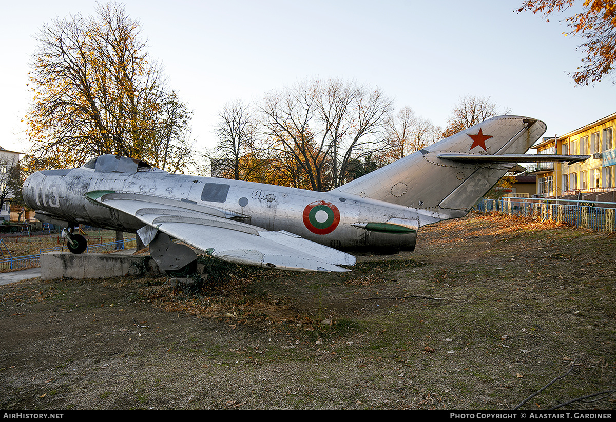 Aircraft Photo of 113 | PZL-Mielec Lim-5 | Bulgaria - Air Force | AirHistory.net #765071