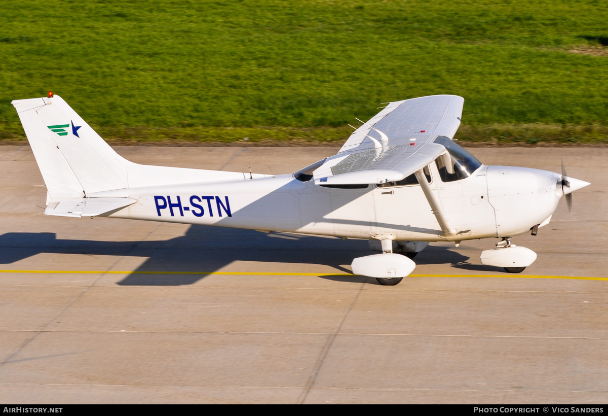 Aircraft Photo of PH-STN | Cessna 172R Skyhawk | Stella Aviation | AirHistory.net #765236