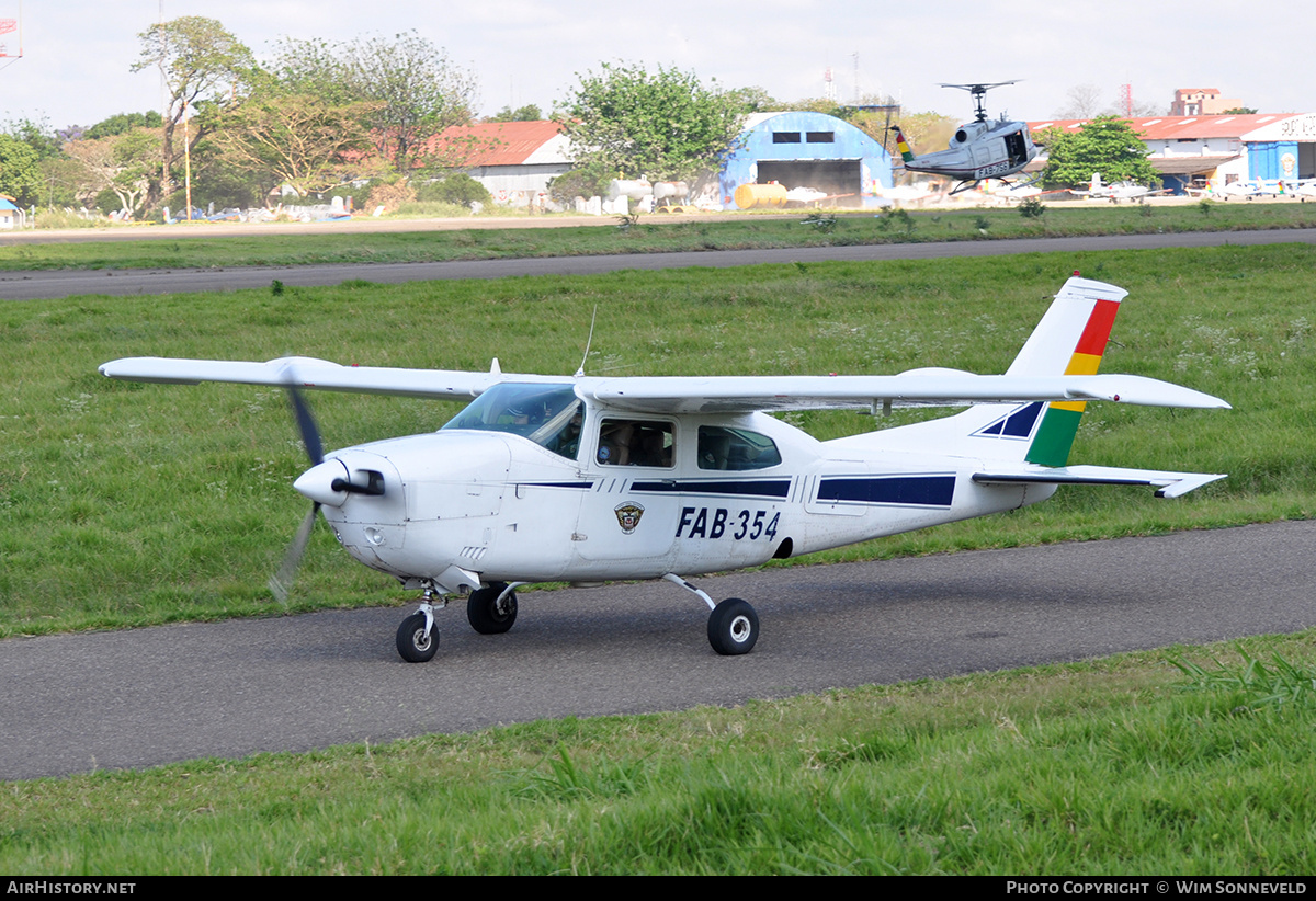 Aircraft Photo of FAB-354 | Cessna 210L Centurion | Bolivia - Air Force | AirHistory.net #765244