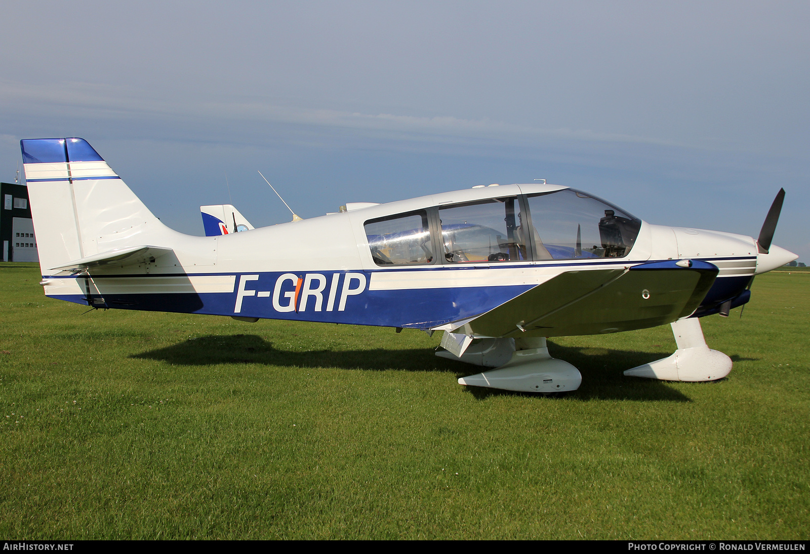 Aircraft Photo of F-GRIP | Robin DR-400-180 Regent | AirHistory.net #765253