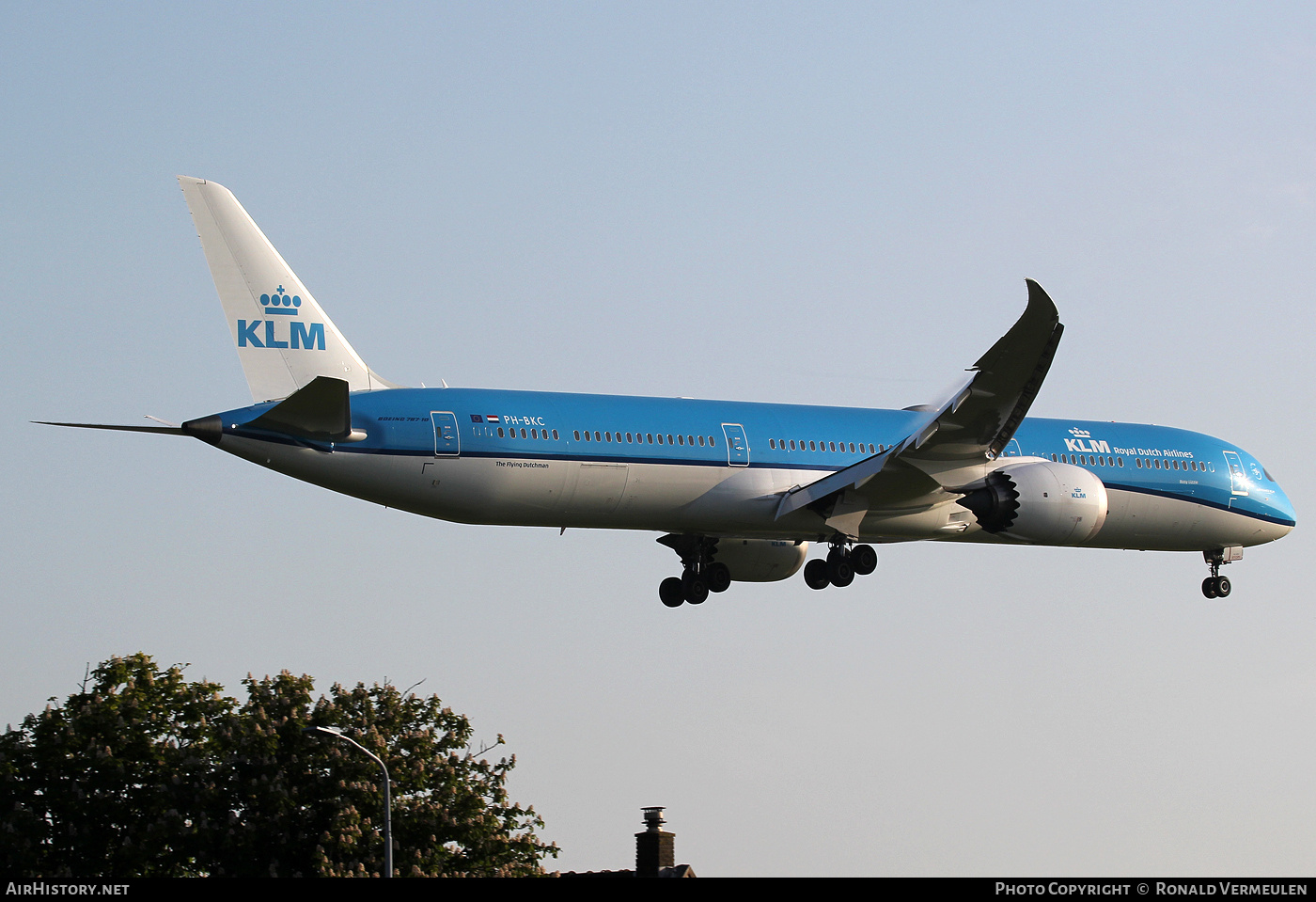 Aircraft Photo of PH-BKC | Boeing 787-10 Dreamliner | KLM - Royal Dutch Airlines | AirHistory.net #765270