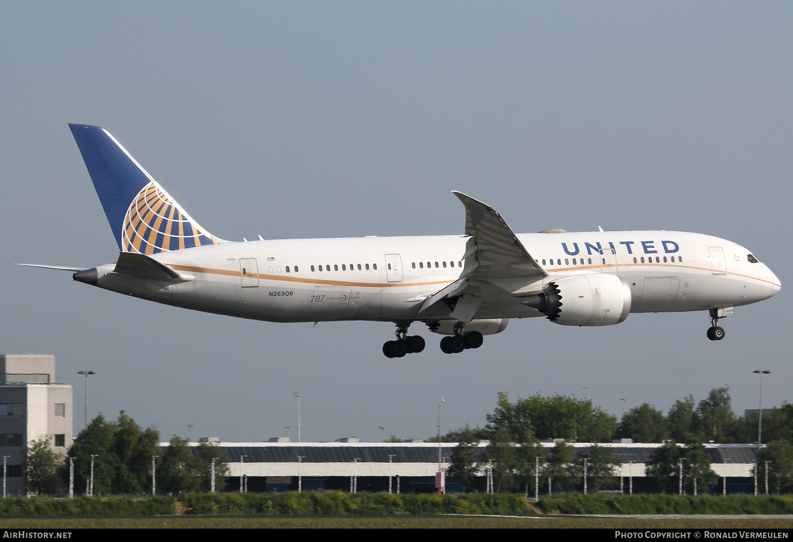 Aircraft Photo of N26906 | Boeing 787-8 Dreamliner | United Airlines | AirHistory.net #765274