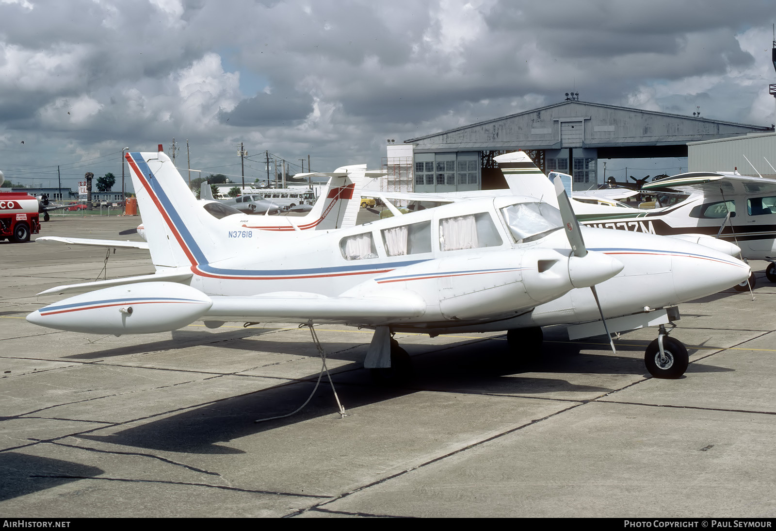 Aircraft Photo of N37618 | Piper PA-39 Twin Comanche C/R | AirHistory.net #765296