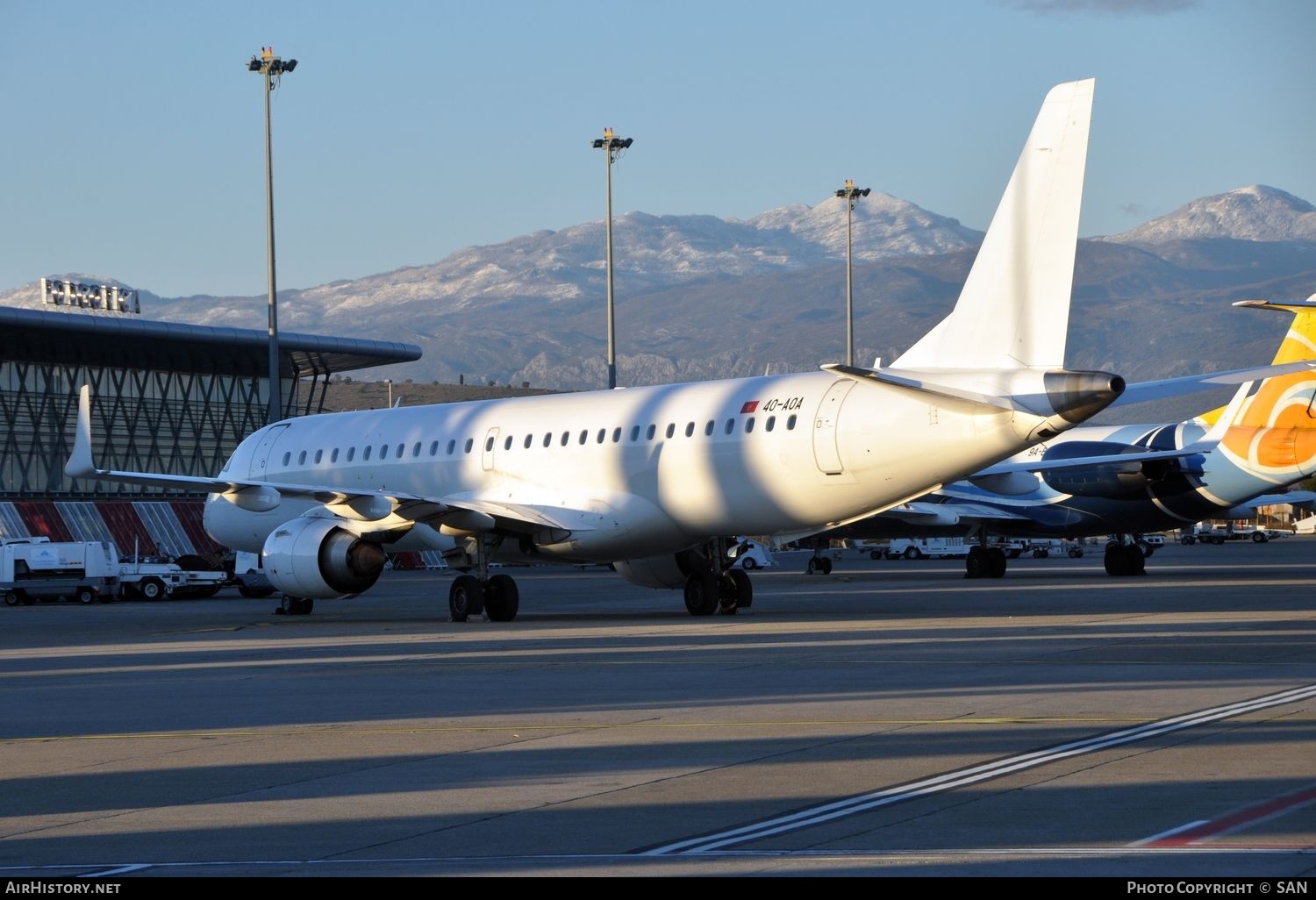 Aircraft Photo of 4O-AOA | Embraer 195LR (ERJ-190-200LR) | AirHistory.net #765366