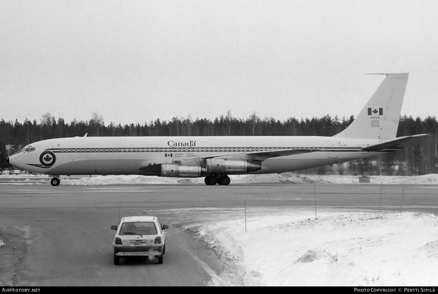 Aircraft Photo of 13704 | Boeing 707-347C | Canada - Air Force | AirHistory.net #765378