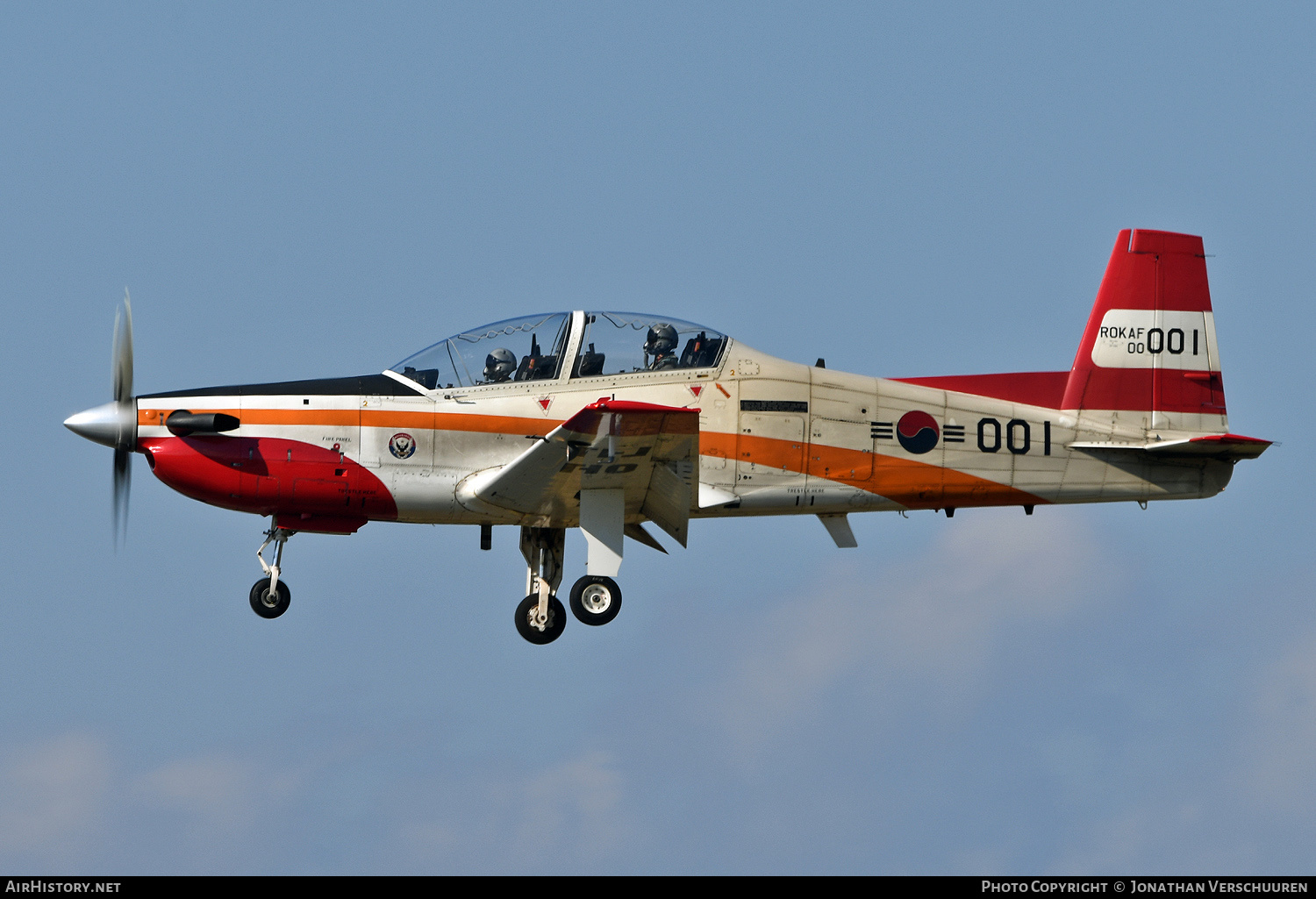 Aircraft Photo of 00-001 / 001 | Korea Aerospace KT-1 Woong-Bee | South Korea - Air Force | AirHistory.net #765388