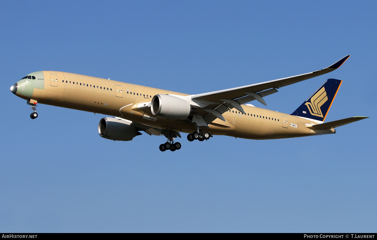 Aircraft Photo of F-WZHI | Airbus A350-941ULR | Singapore Airlines | AirHistory.net #765430