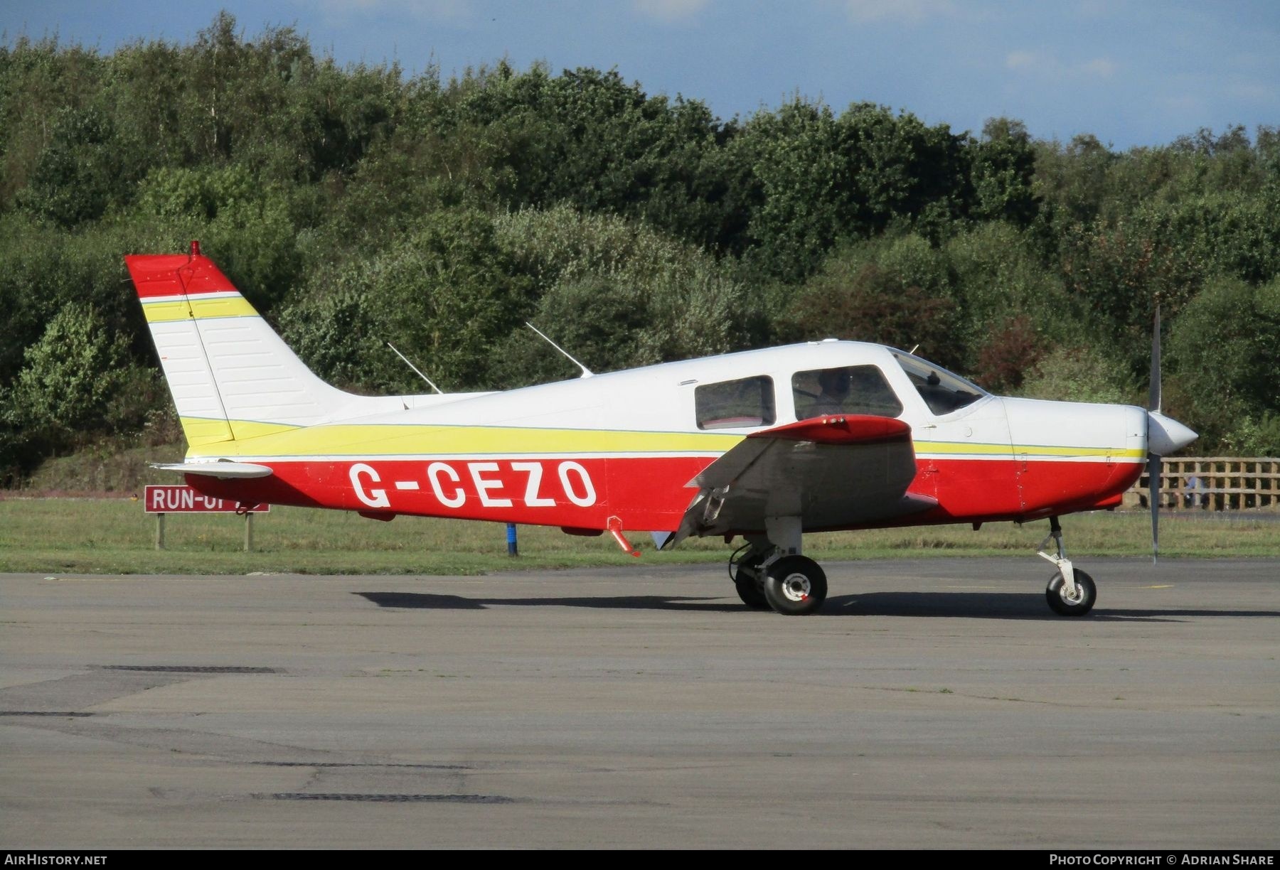 Aircraft Photo of G-CEZO | Piper PA-28-161 Cadet | AirHistory.net #765438