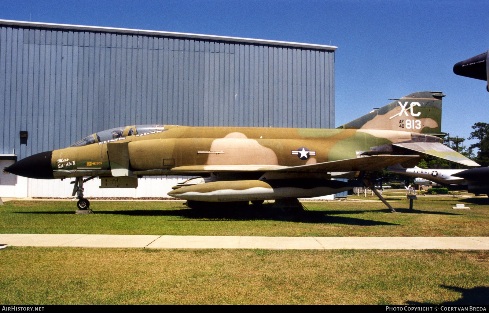 Aircraft Photo of 64-0817 / AF40-813 | McDonnell F-4C Phantom II | USA - Air Force | AirHistory.net #765512