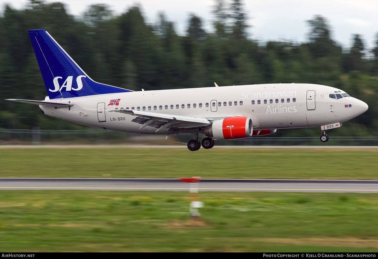 Aircraft Photo of LN-BRK | Boeing 737-505 | Scandinavian Airlines - SAS | AirHistory.net #765574