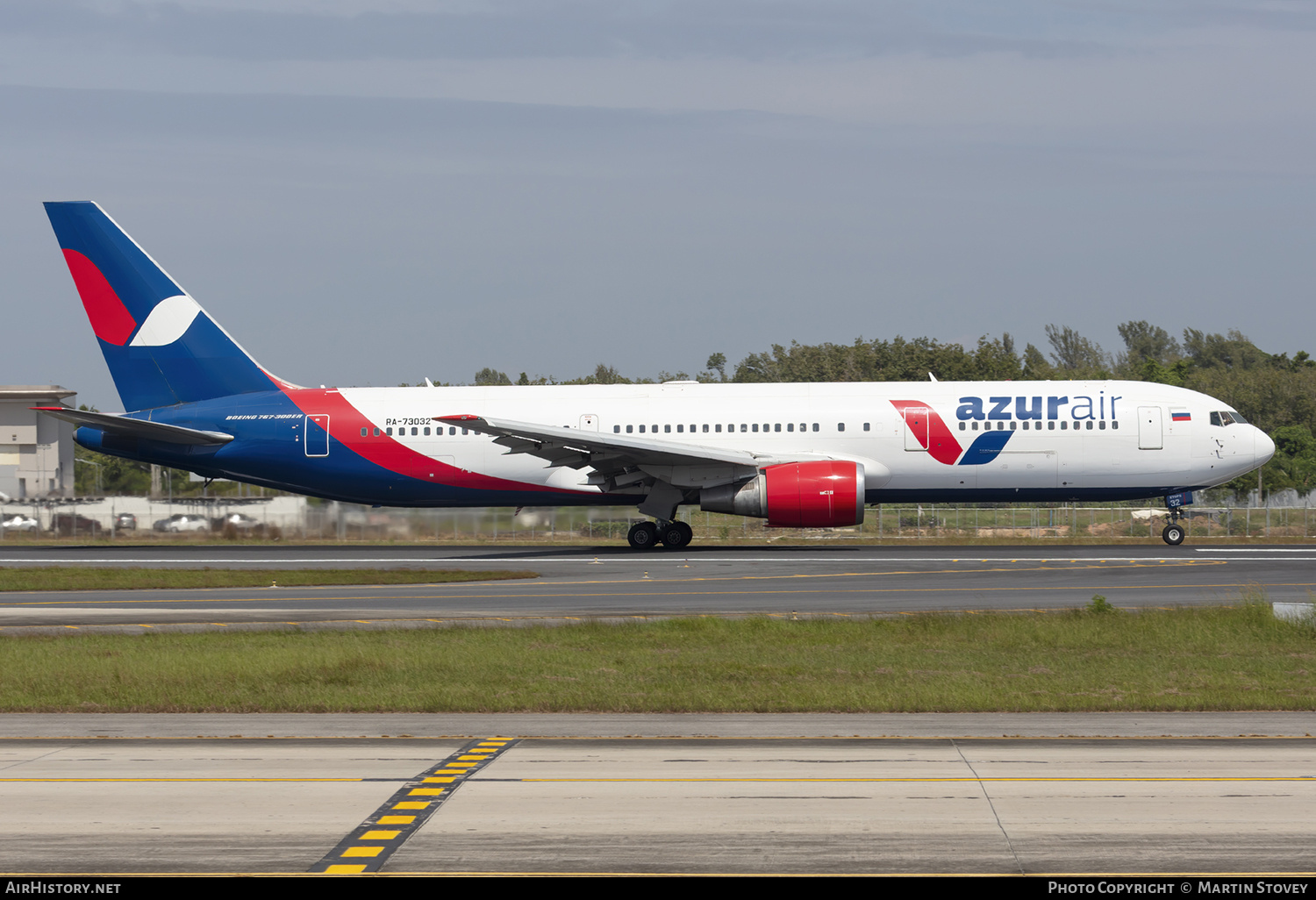 Aircraft Photo of RA-73032 | Boeing 767-306/ER | Azur Air | AirHistory.net #765601